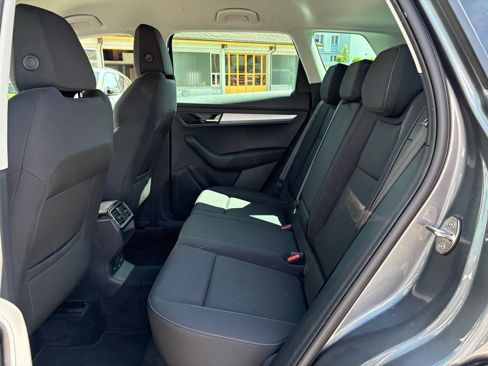 SKODA Karoq 2.0 TDI 4x4 — zdjęcie 10