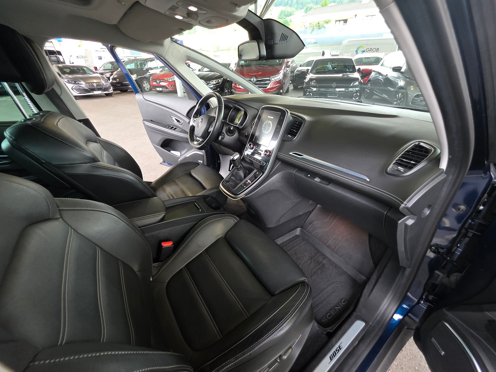 RENAULT Scenic — zdjęcie 14