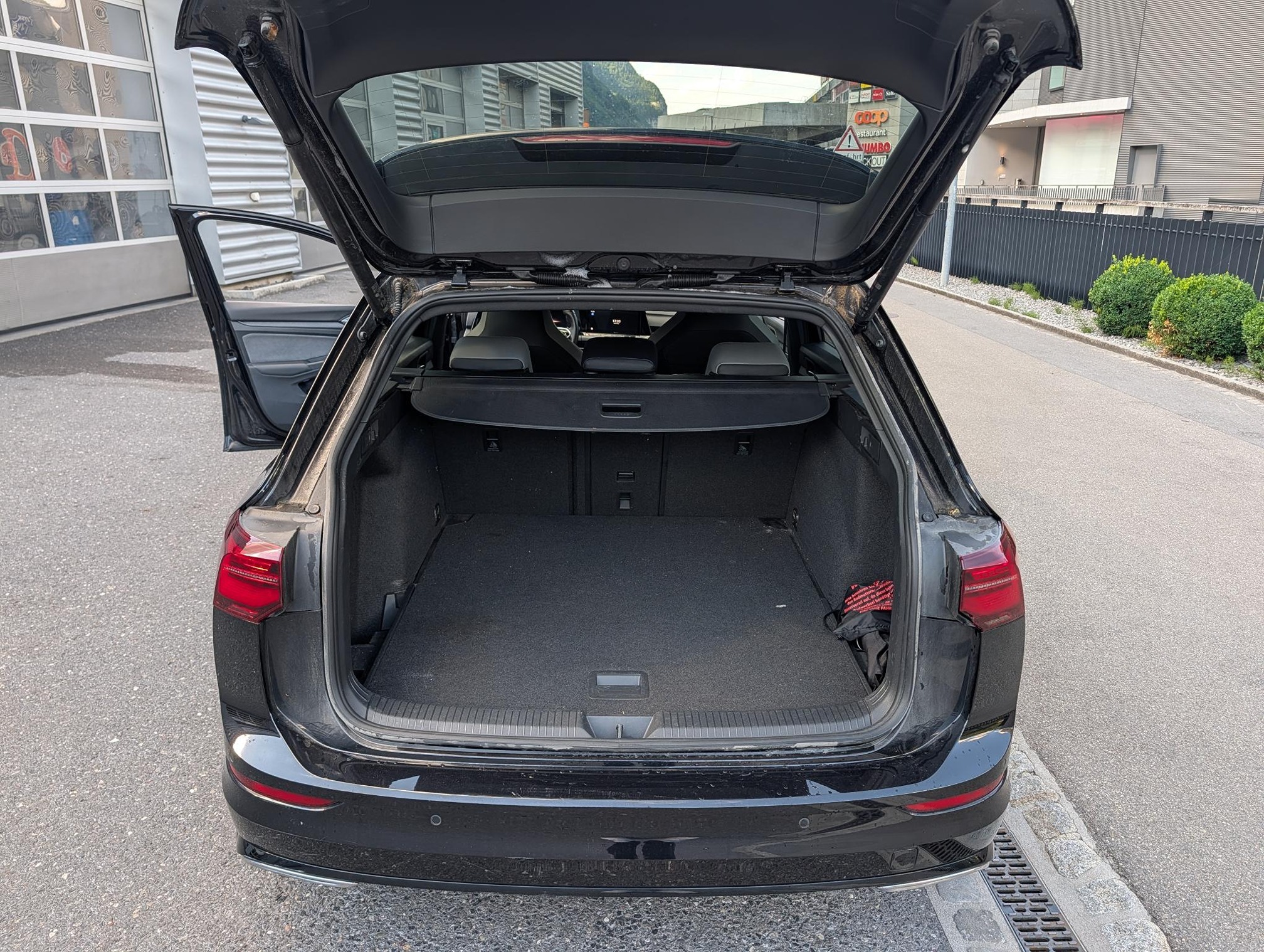 VW Golf 8 V 2.0 4M — zdjęcie 15