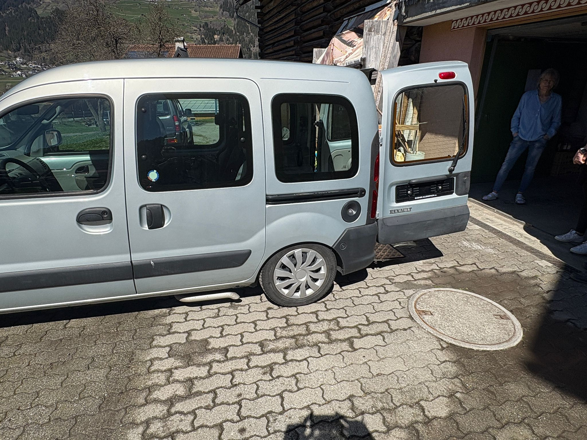 RENAULT KANGOO 1.9D — zdjęcie 6