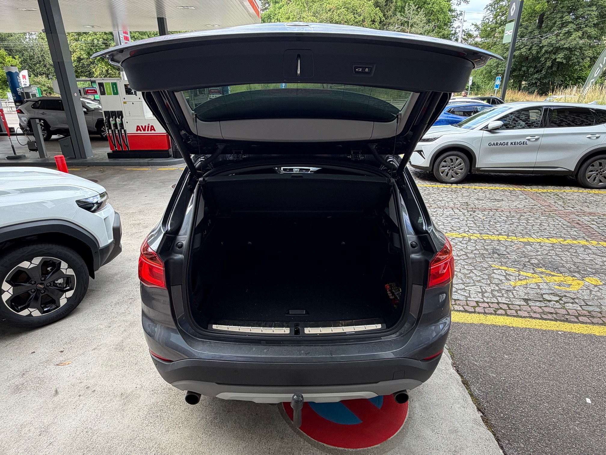 BMW X1 xDrive20i — zdjęcie 7