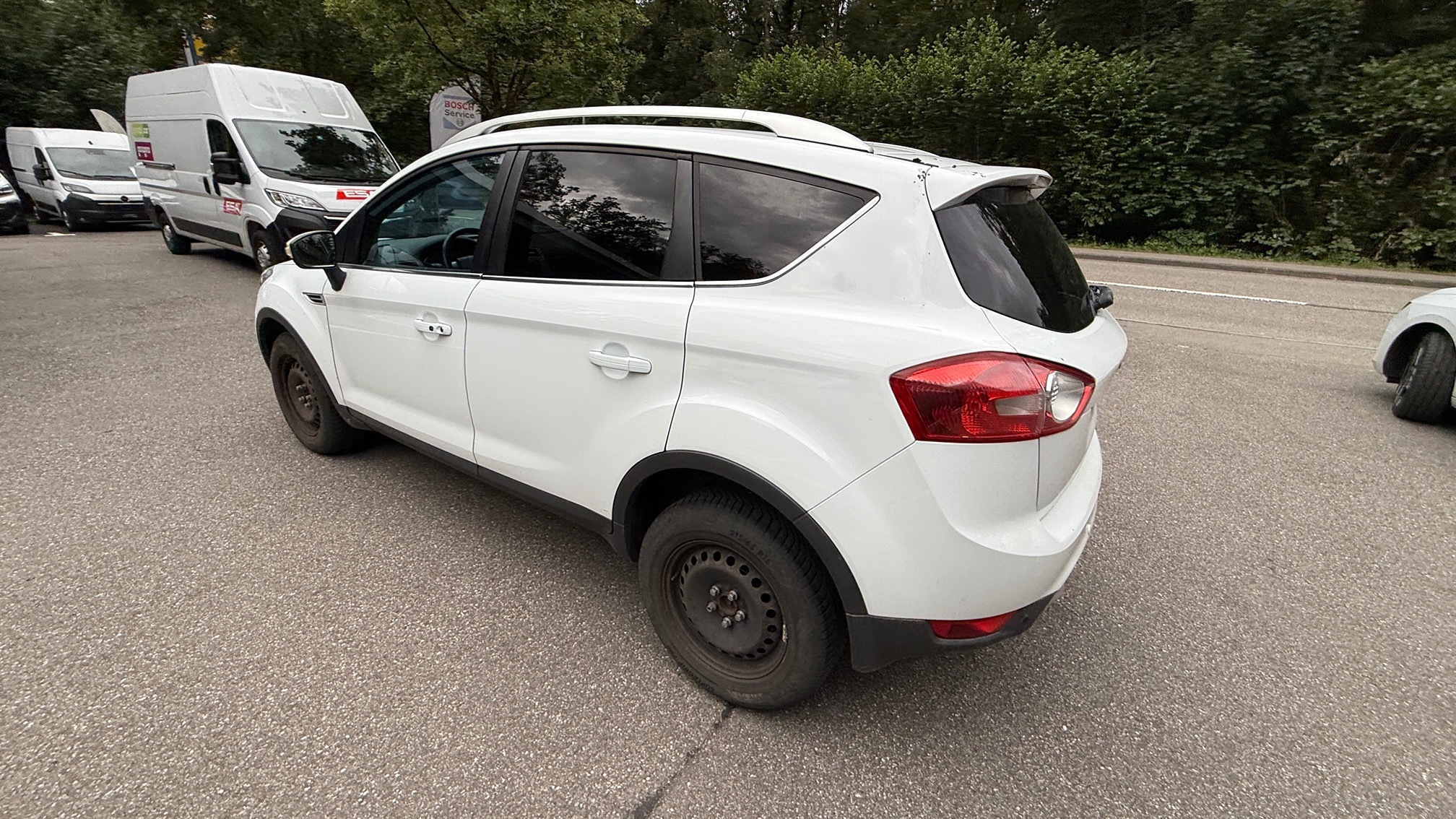 FORD KUGA 2.0TDCI 4X4 — zdjęcie 9