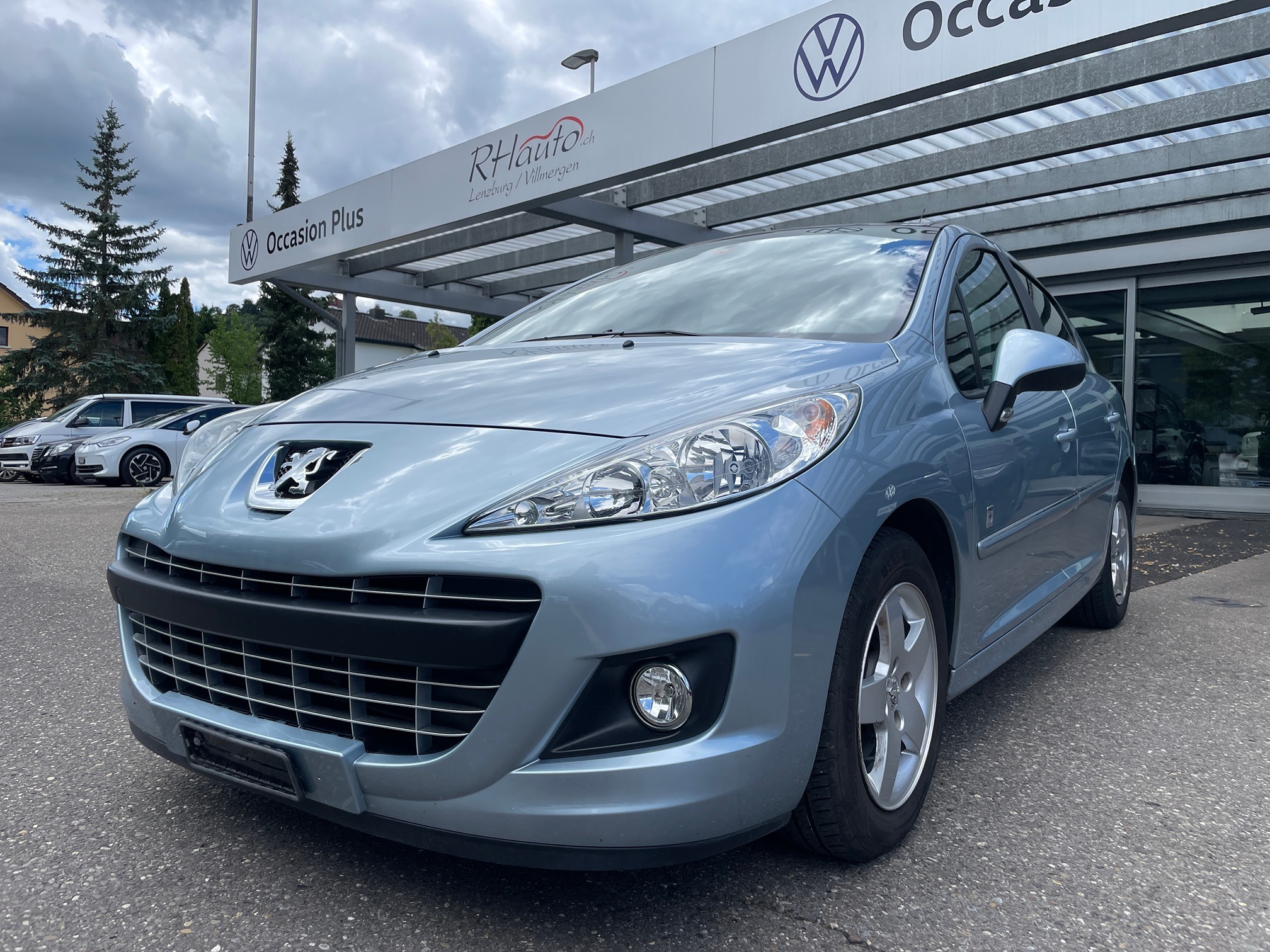 PEUGEOT 207 1.4i 16V — zdjęcie 1