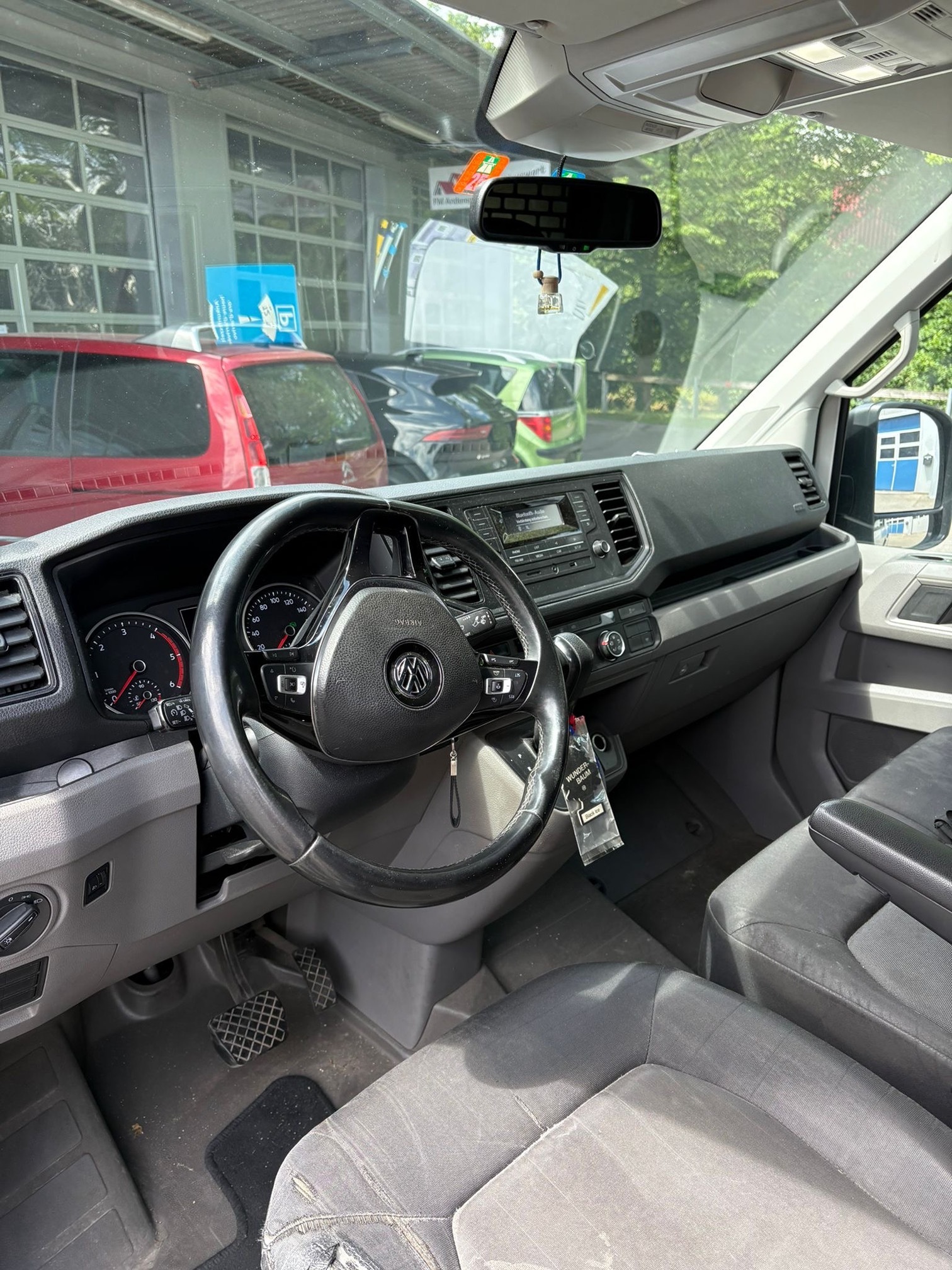 VW Crafter 35 BMT — zdjęcie 9