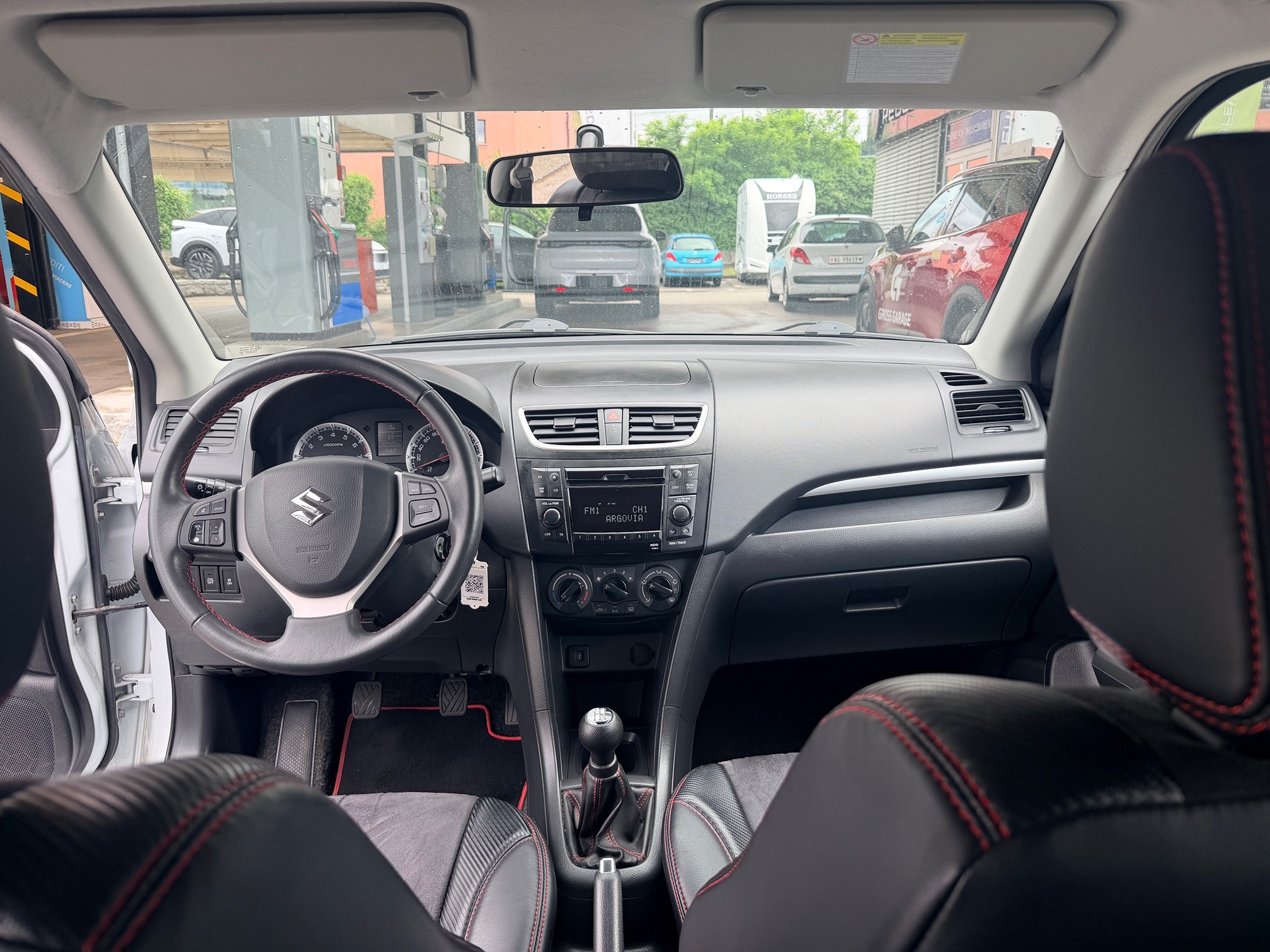 SUZUKI Swift 1.2 — zdjęcie 8