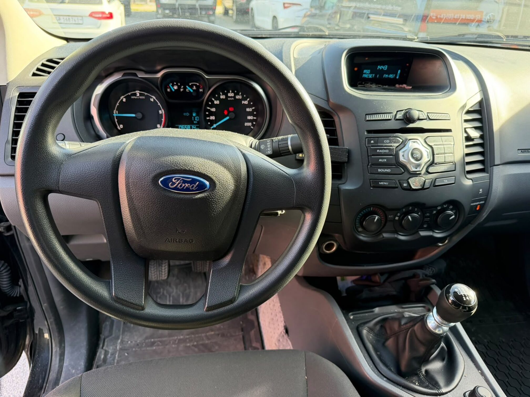 FORD RANGER 2.2TDCI4X4 — zdjęcie 9