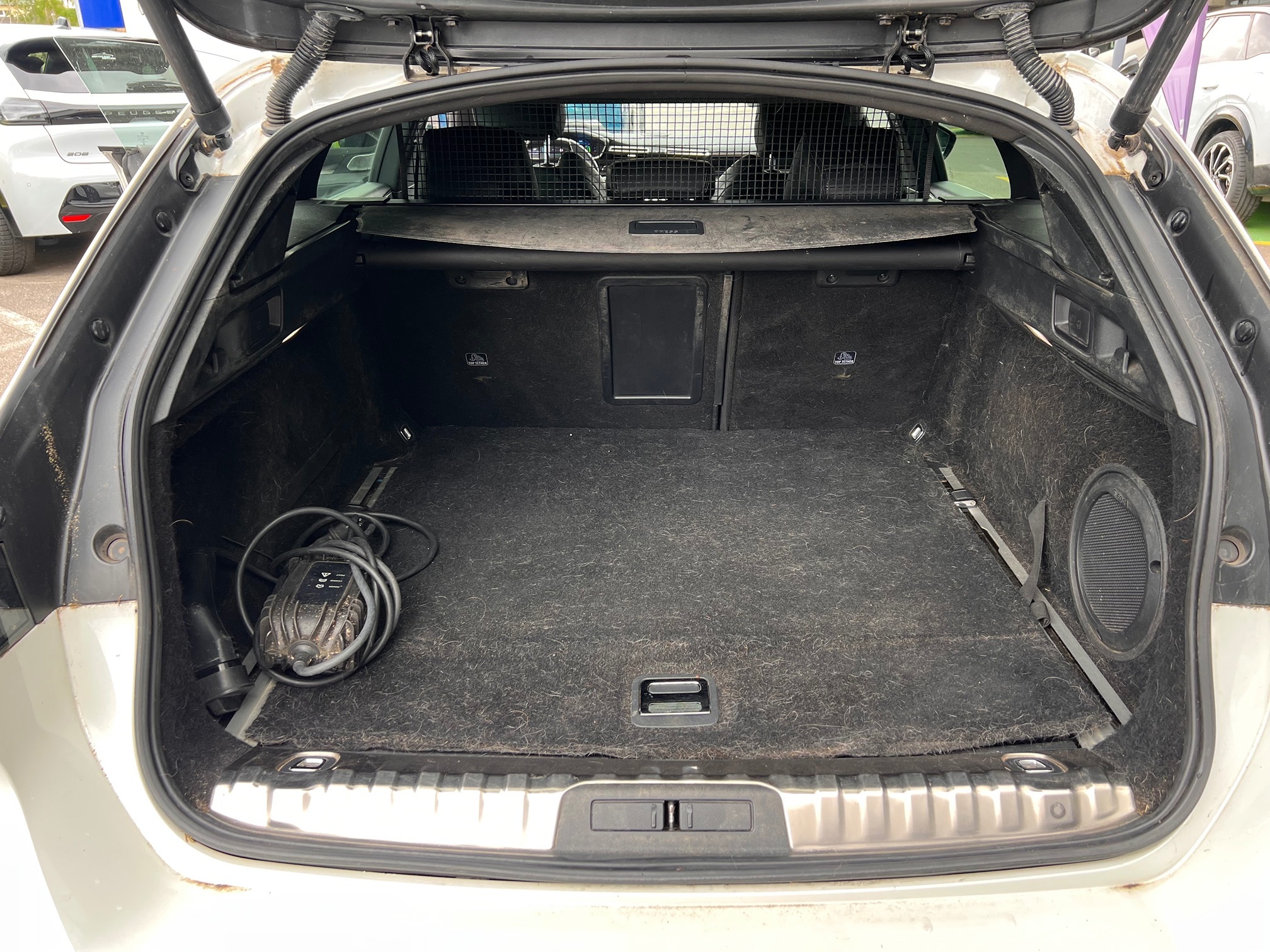 PEUGEOT 508 1.6i Hybrid — zdjęcie 15