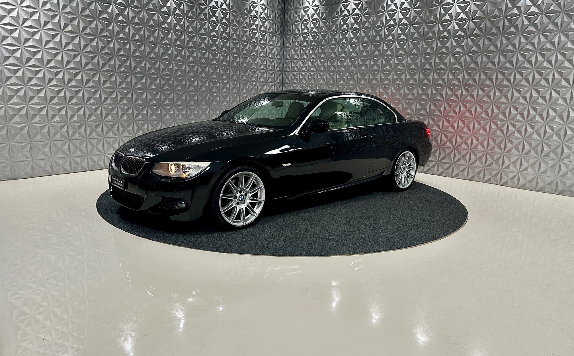 BMW 325i Cabrio — zdjęcie 1