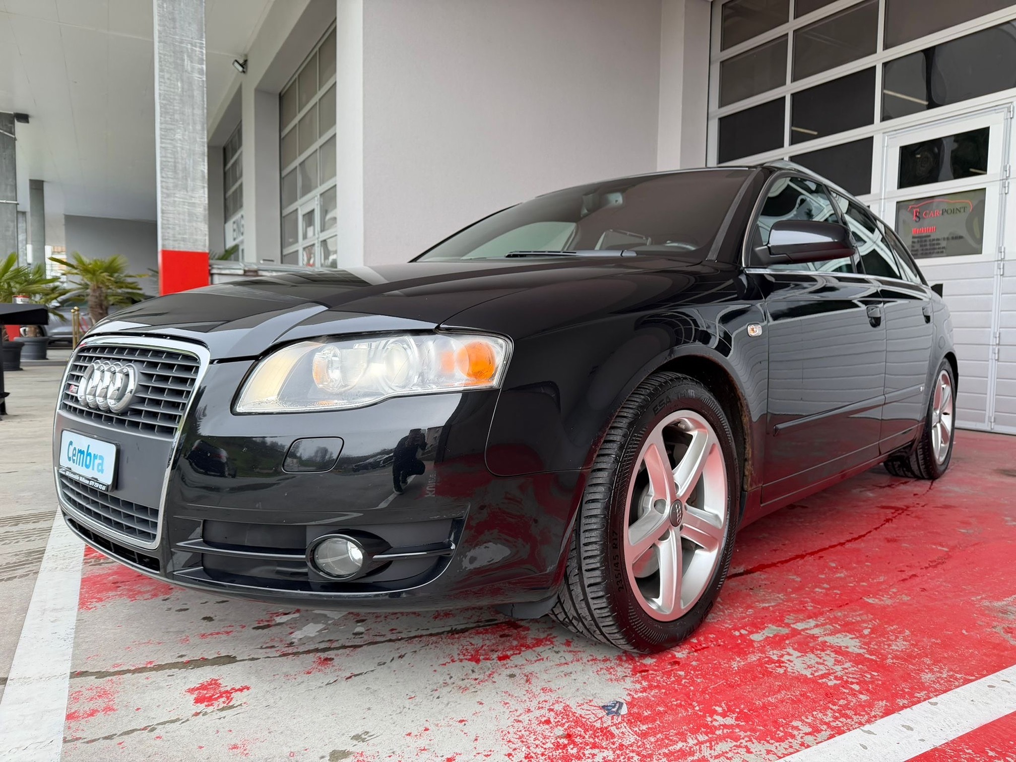 AUDI A4 Av. 3.0TDI qu. — zdjęcie 1