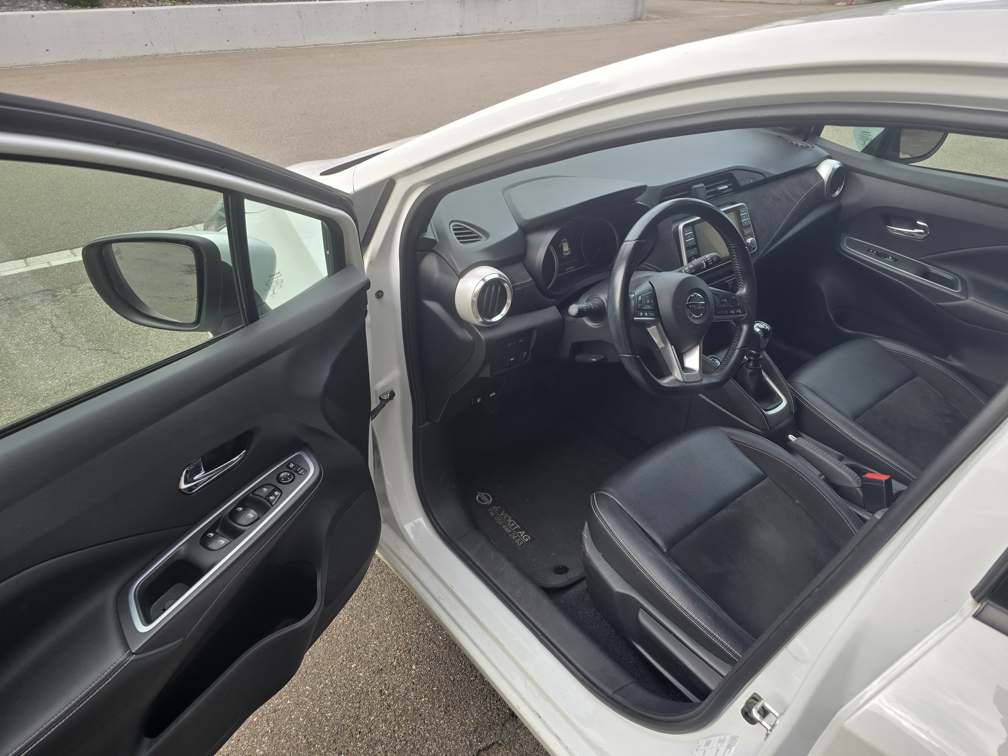 NISSAN Micra — zdjęcie 9