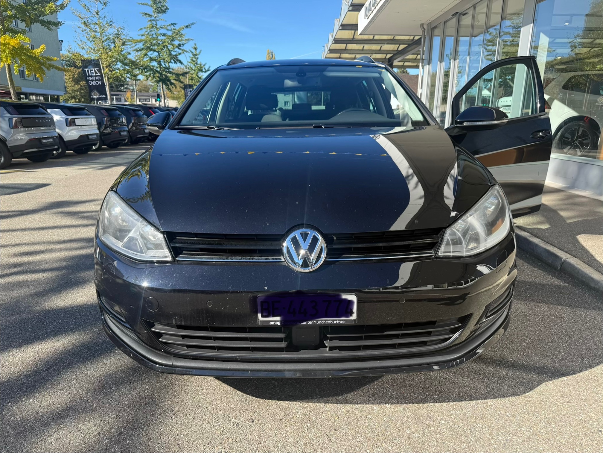 VW GOLF Var. 1.4TSI — zdjęcie 2