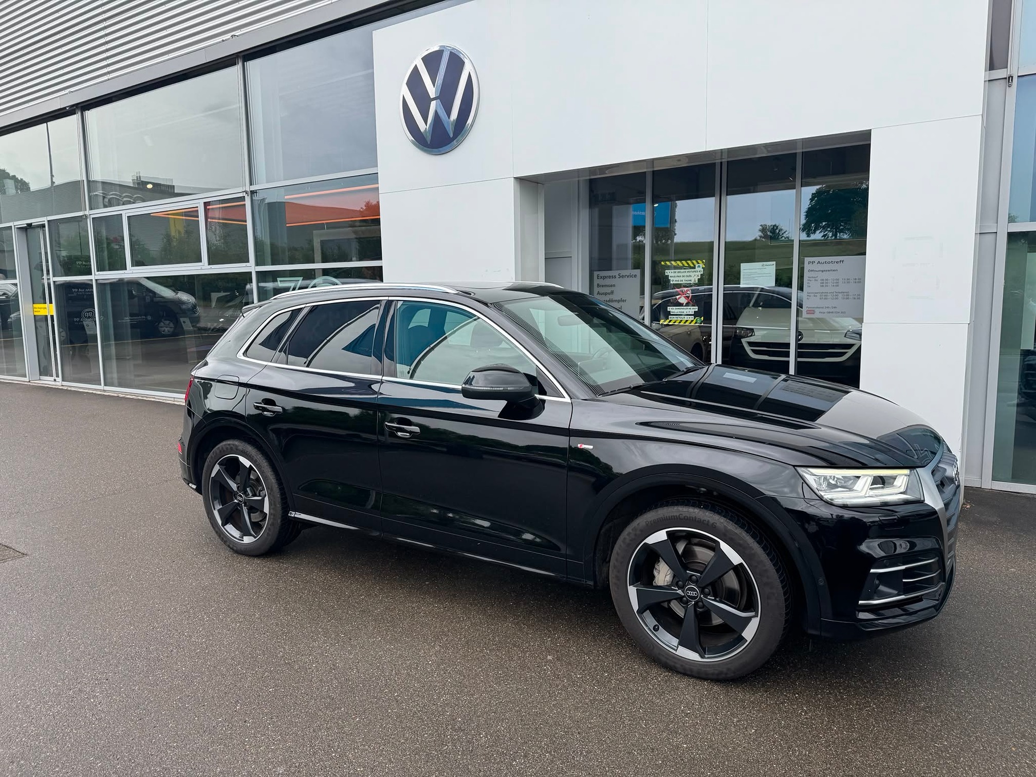 AUDI Q5 40 TDI quattro — zdjęcie 1