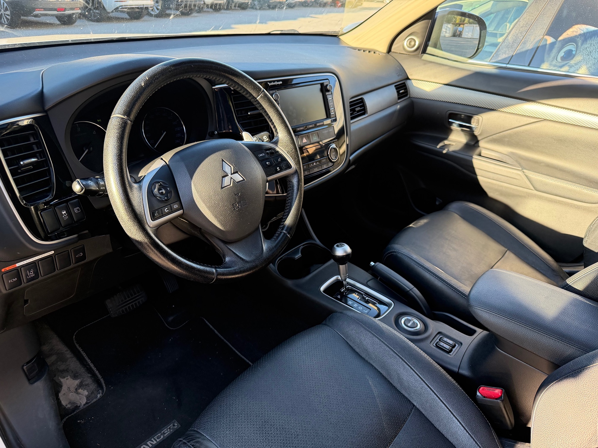 MITSUBISHI Outlander 2.2 DID "Navigator" — zdjęcie 12