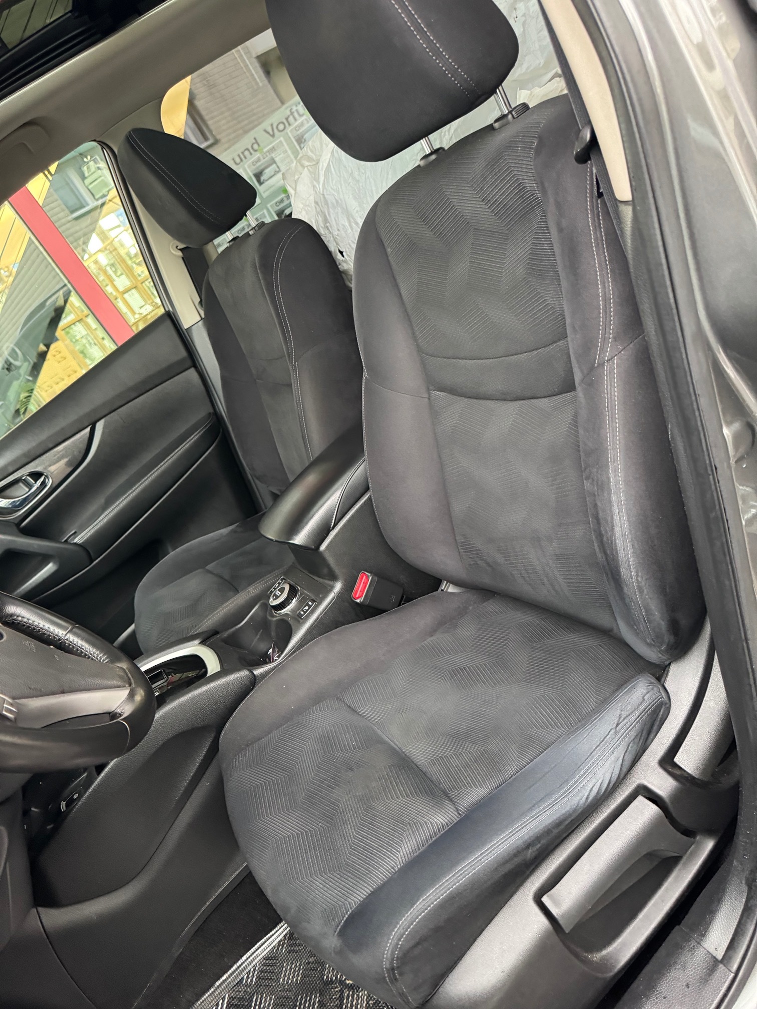 NISSAN X-Trail 4x4 — zdjęcie 14