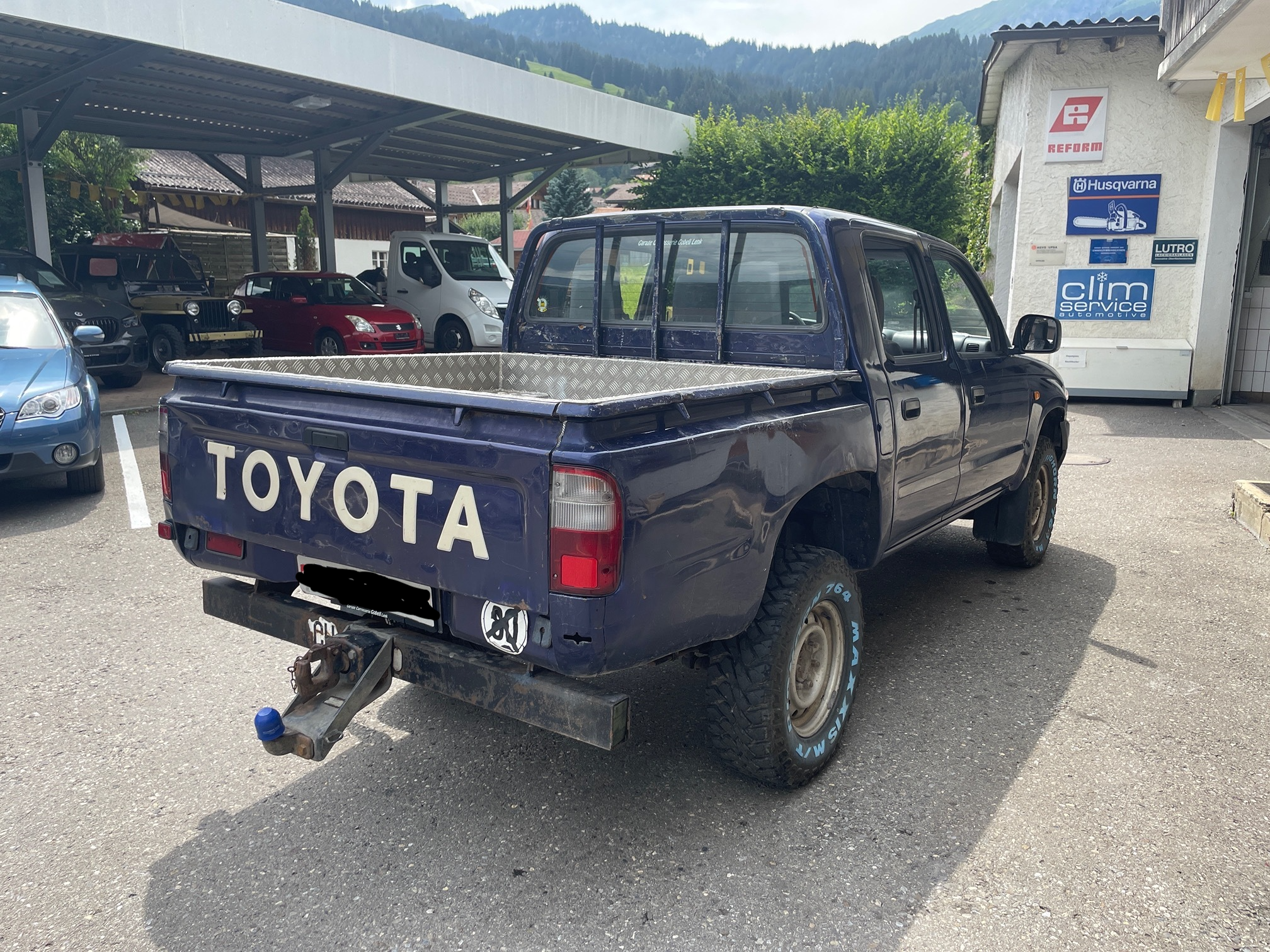 TOYOTA Hilux 4WD D-4D — zdjęcie 3