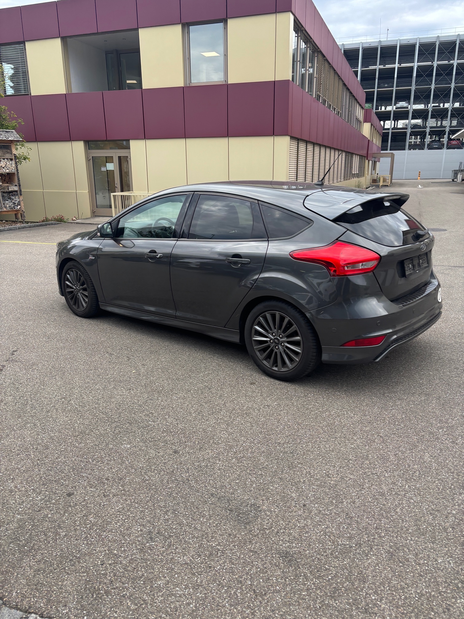 FORD Focus — zdjęcie 13
