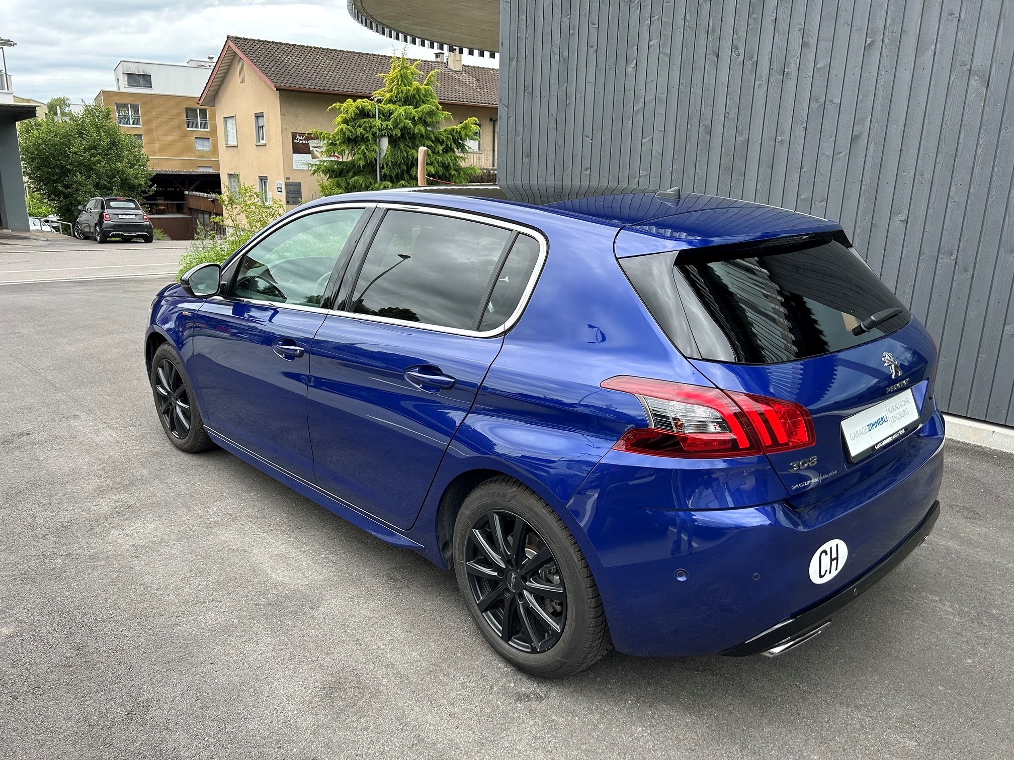 PEUGEOT 308 1.2i STT GT Line — zdjęcie 3