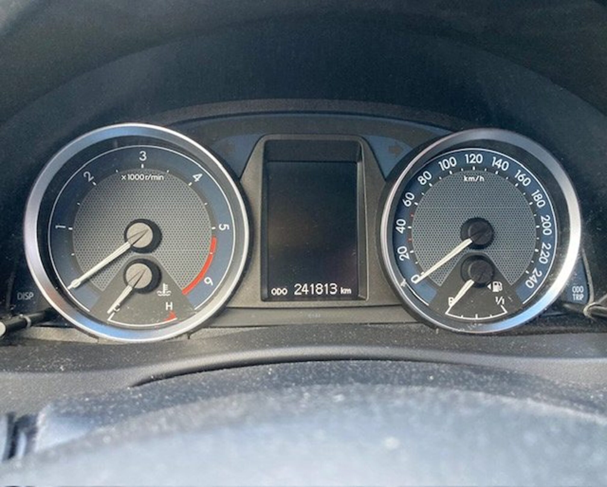 TOYOTA Auris 2.0 DPF — zdjęcie 6