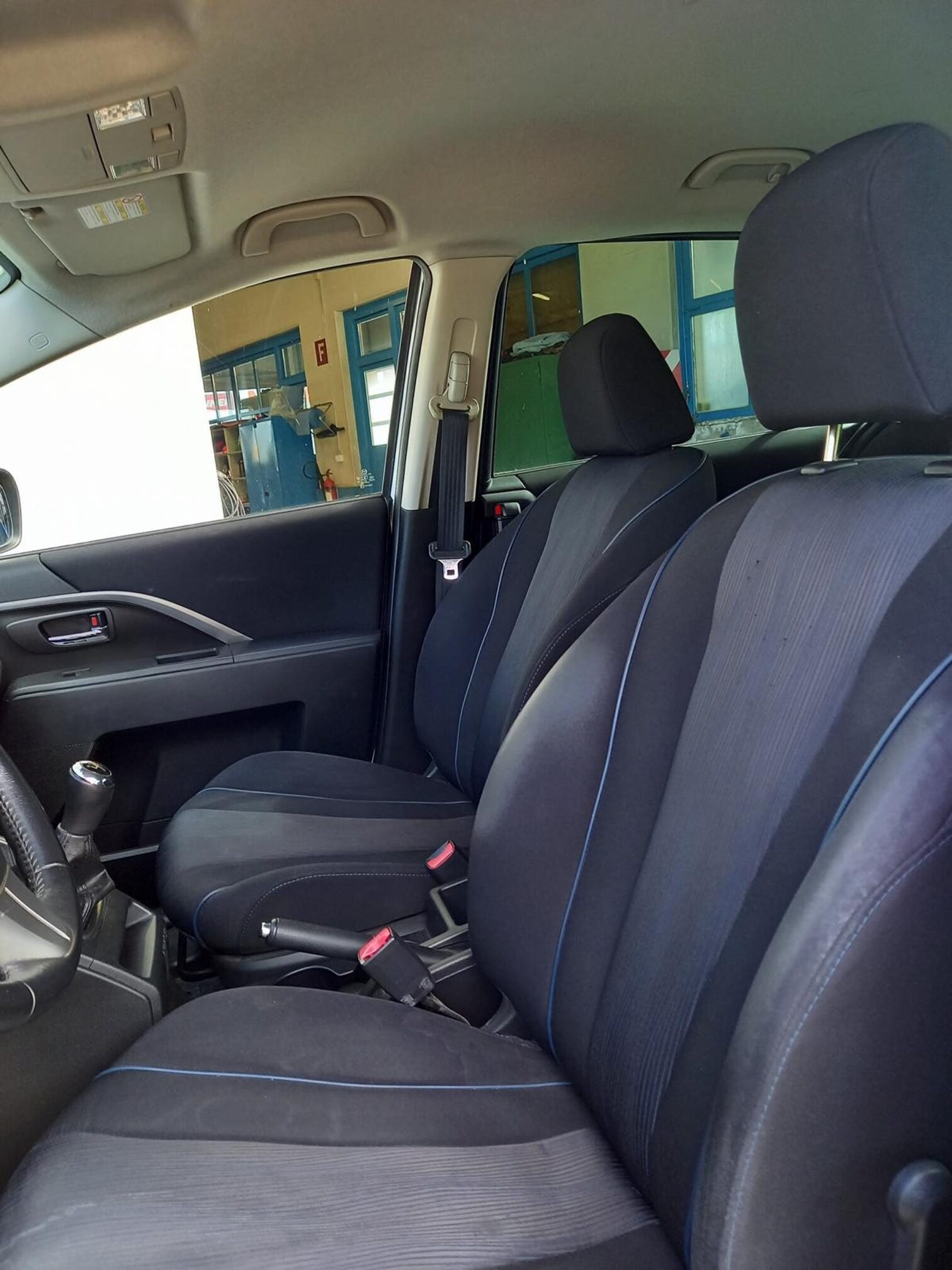 MAZDA 5 1.6 D — zdjęcie 14