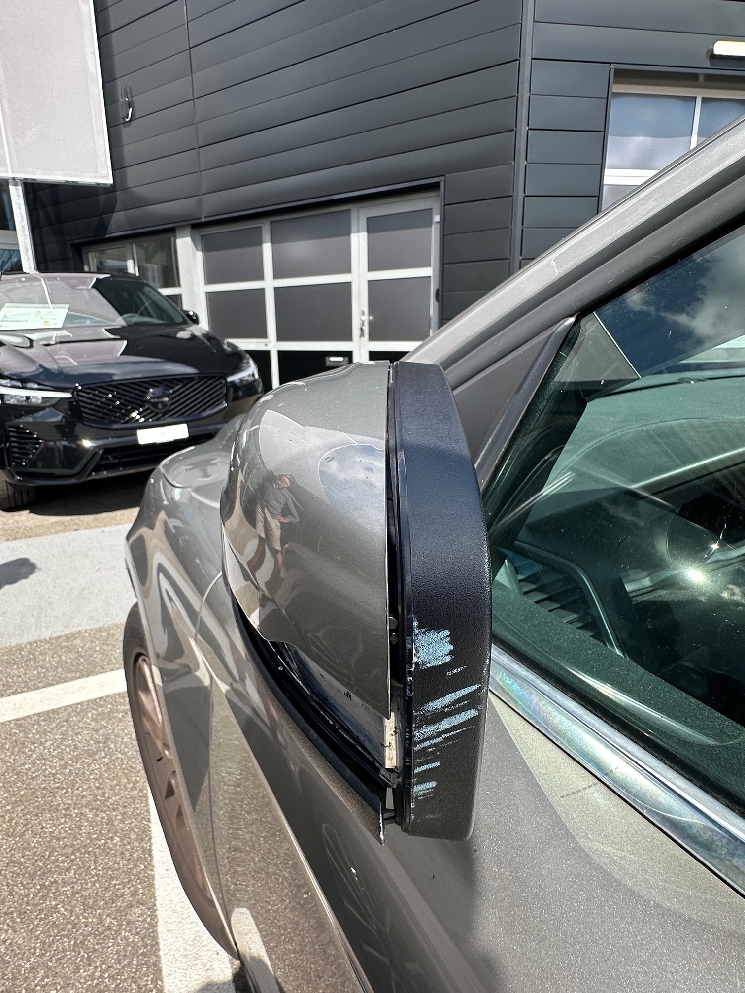 VOLVO XC60 D5 AWD — zdjęcie 12