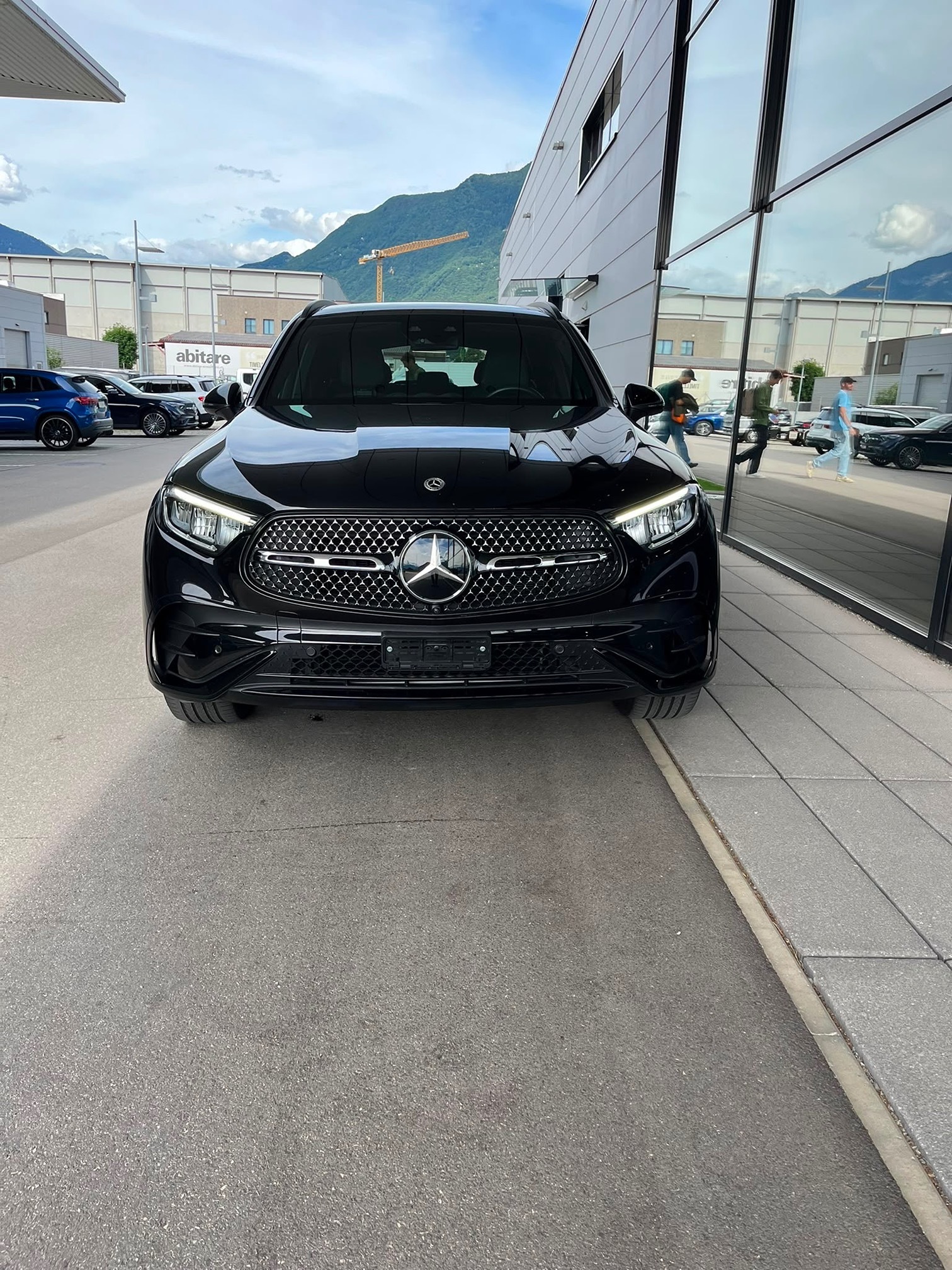 MERCEDES-BENZ GLC 220 d 4MATIC AMG LINE — zdjęcie 1