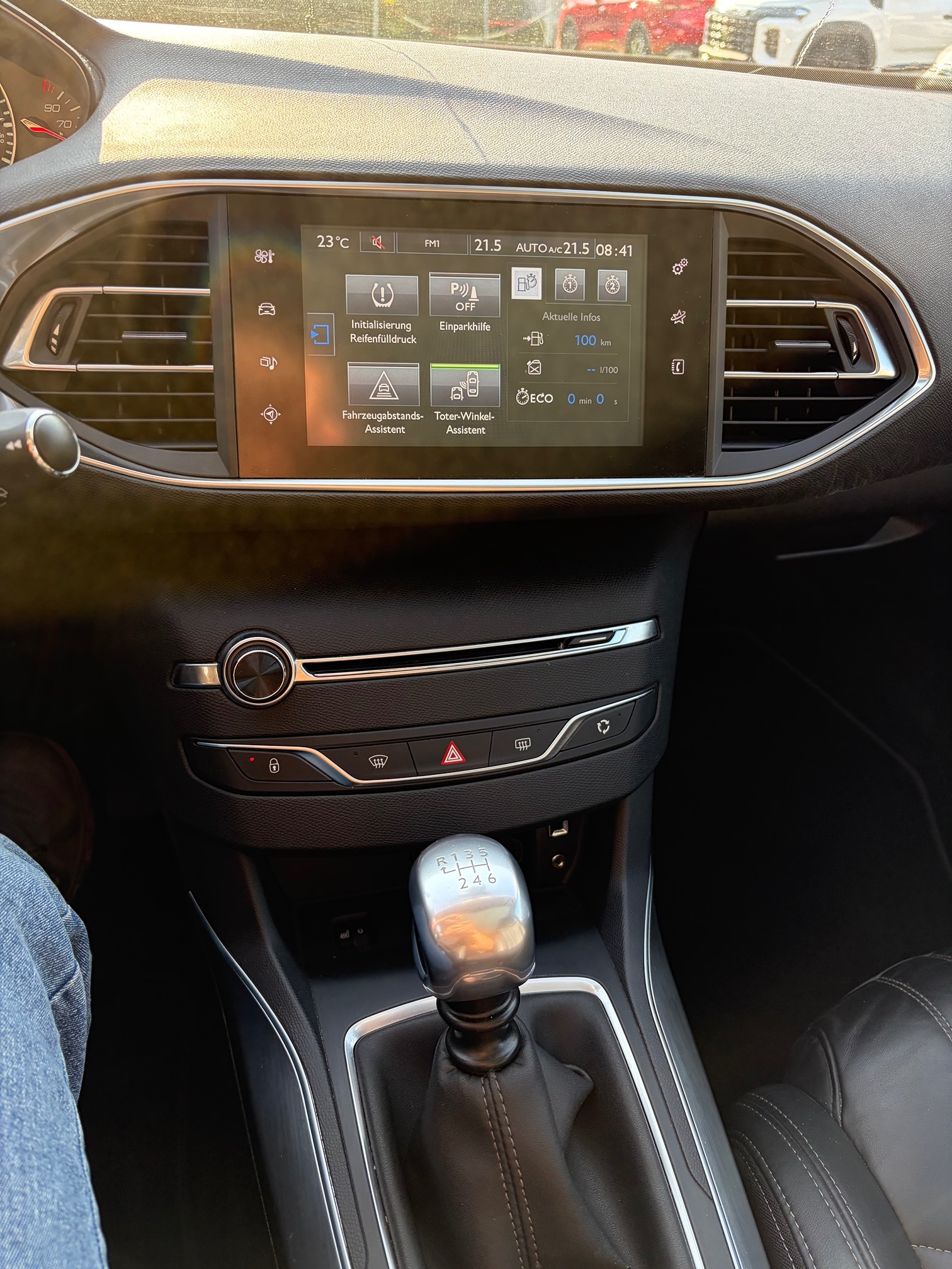 PEUGEOT 308 SW e-THP — zdjęcie 14