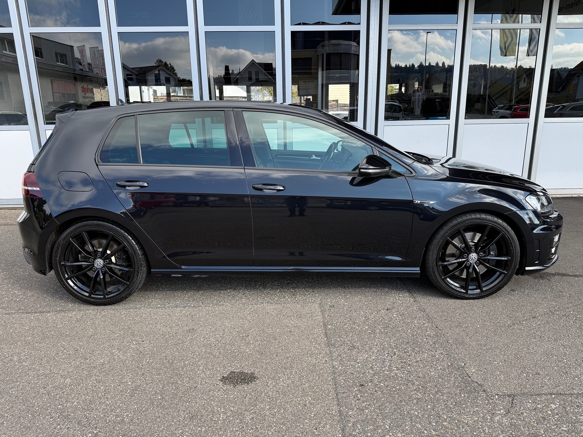VW Golf VII R 5T — zdjęcie 3