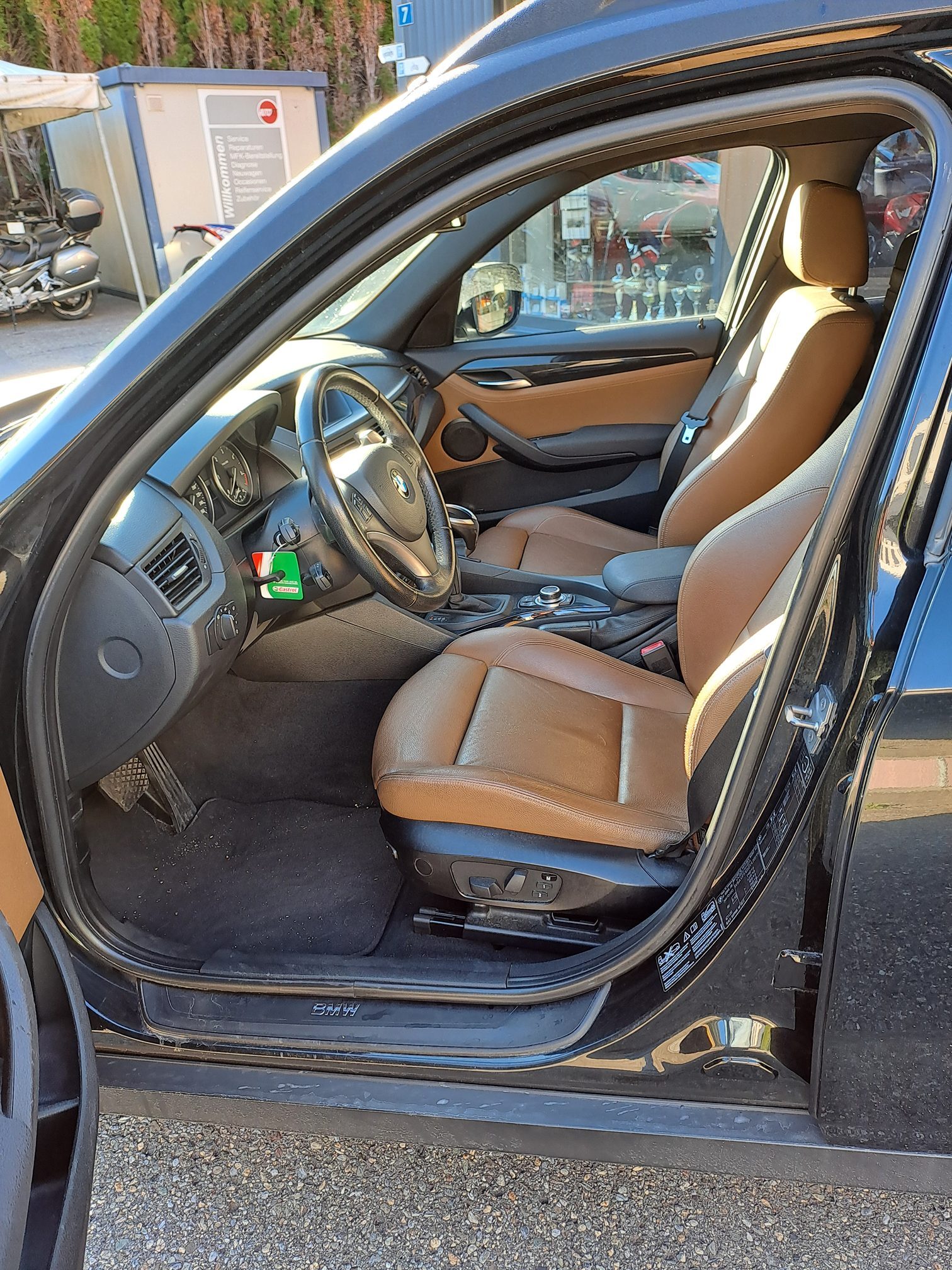 BMW X1 xDrive23d — zdjęcie 10