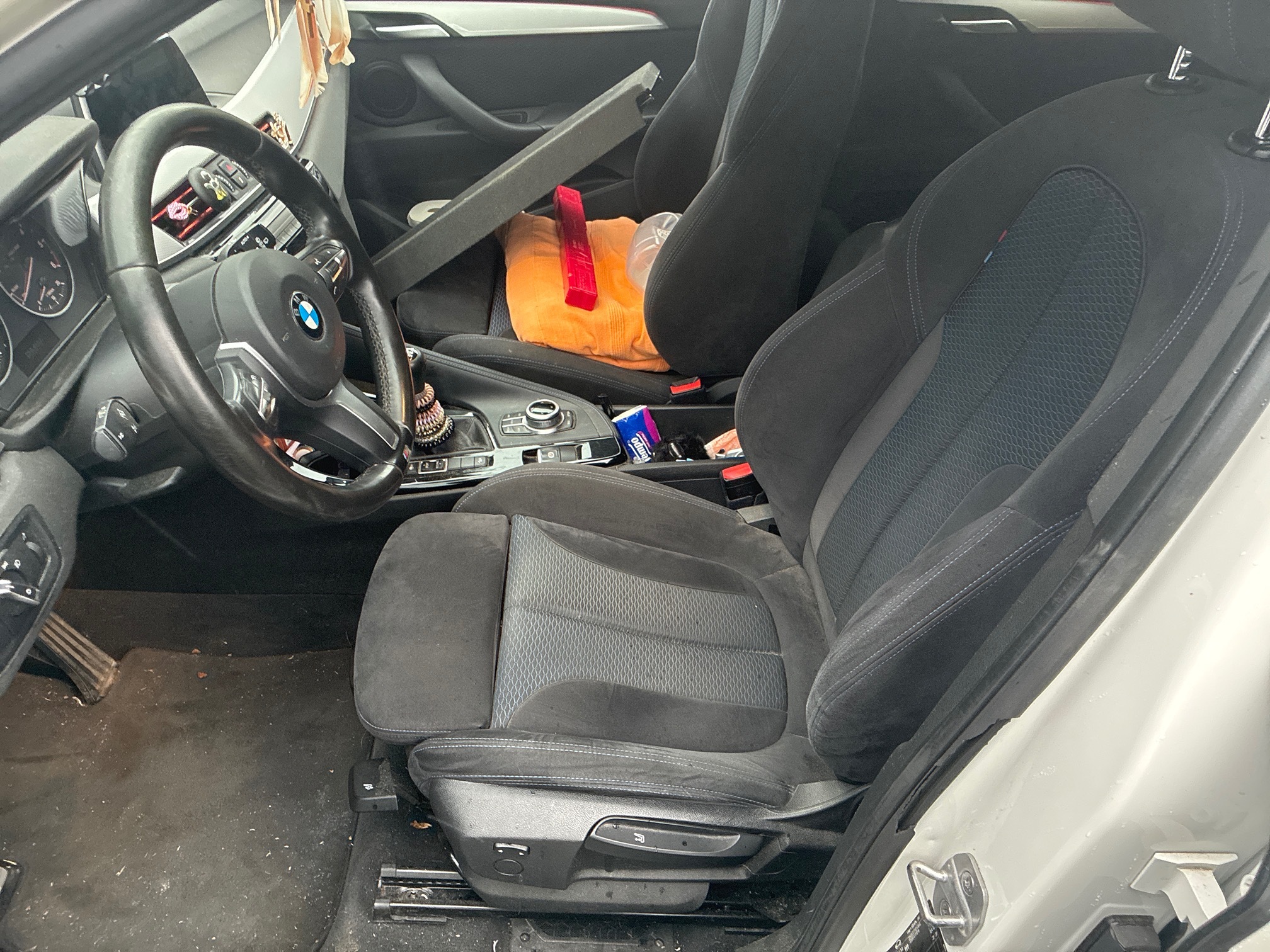 BMW X1 xDrive20d — zdjęcie 11
