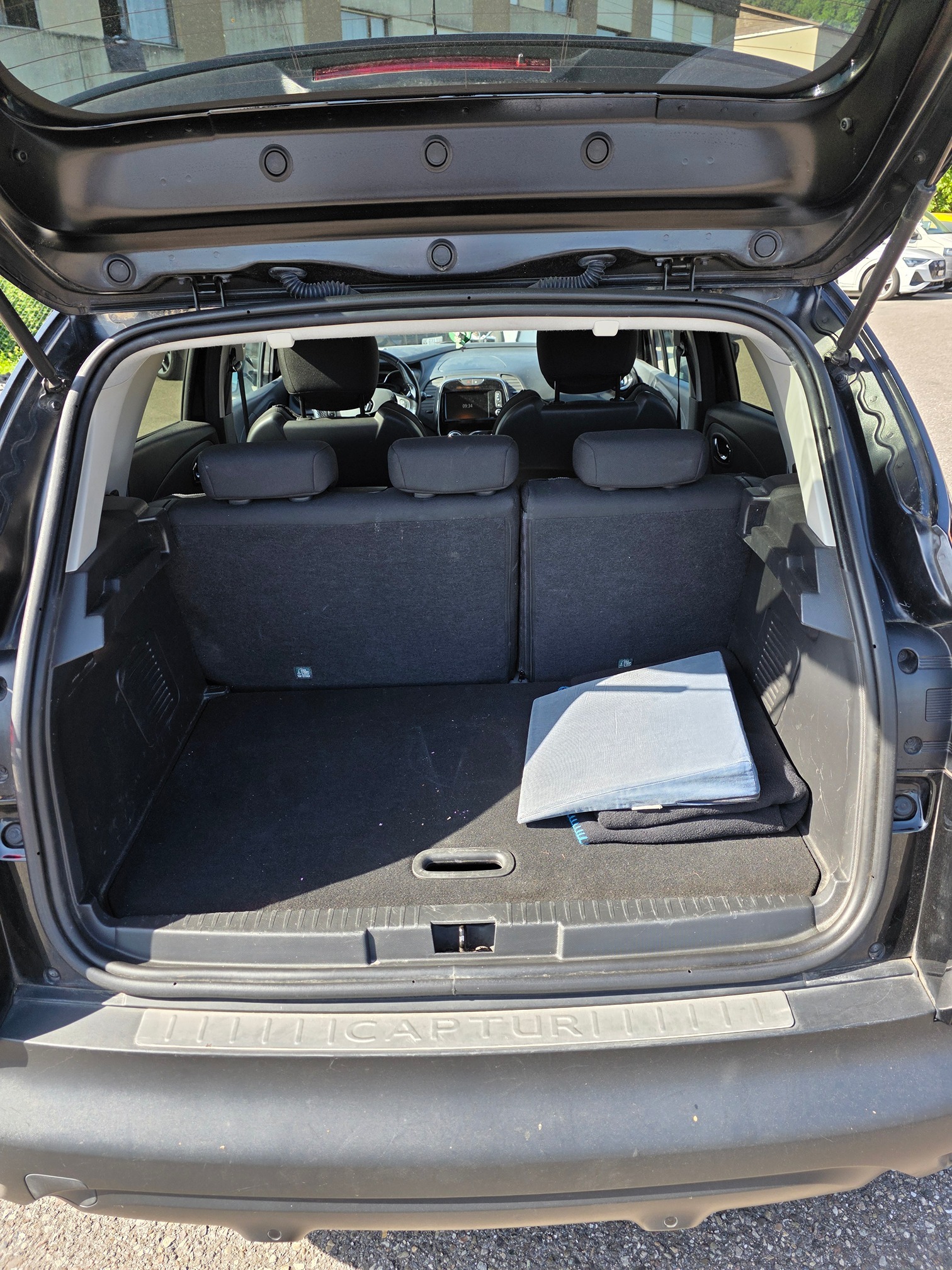 RENAULT Captur 1.2 120EDC — zdjęcie 13