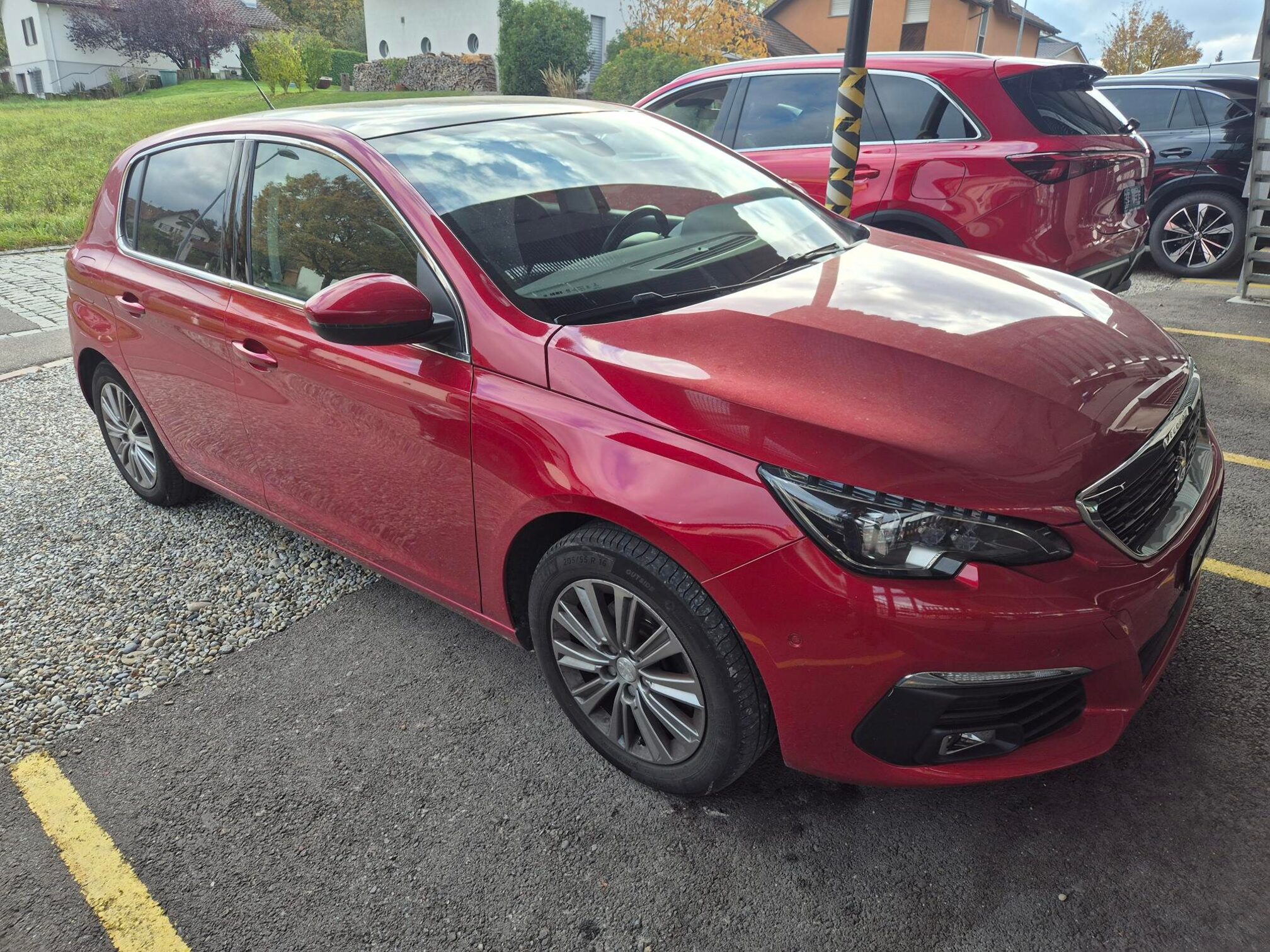 PEUGEOT 308 1.2i STT Automat — zdjęcie 3