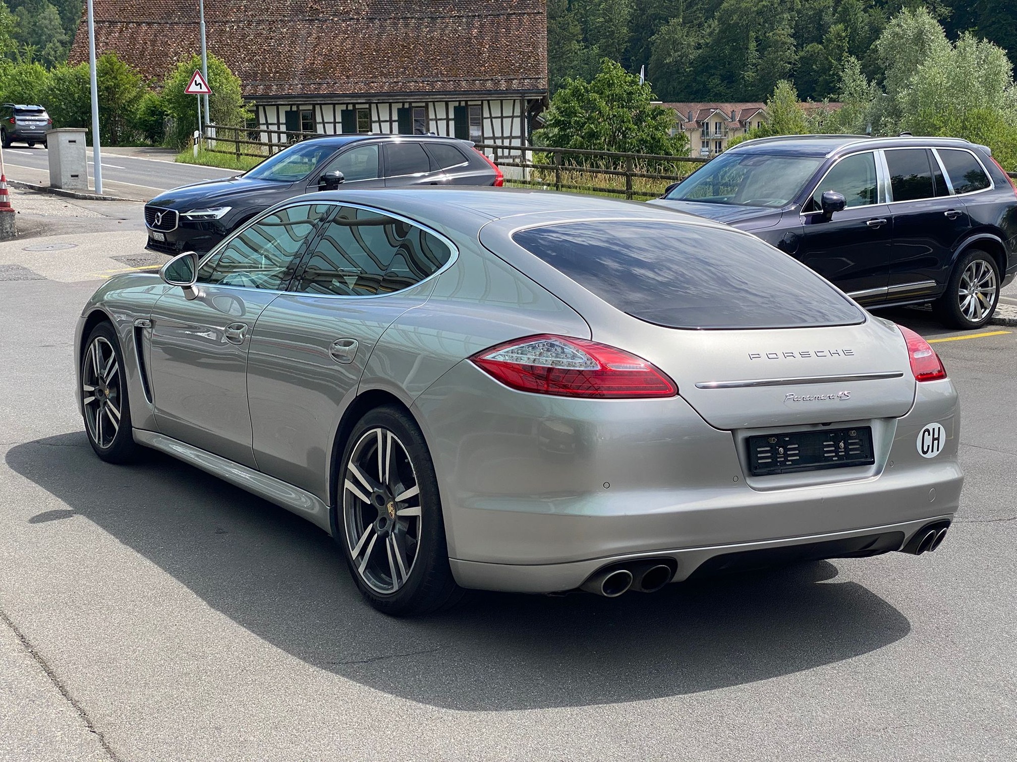 PORSCHE Panamera 4 S — zdjęcie 3