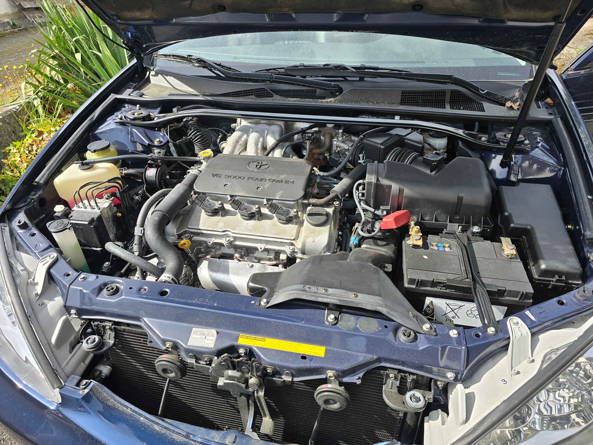TOYOTA Camry 3.0 V6 — zdjęcie 4