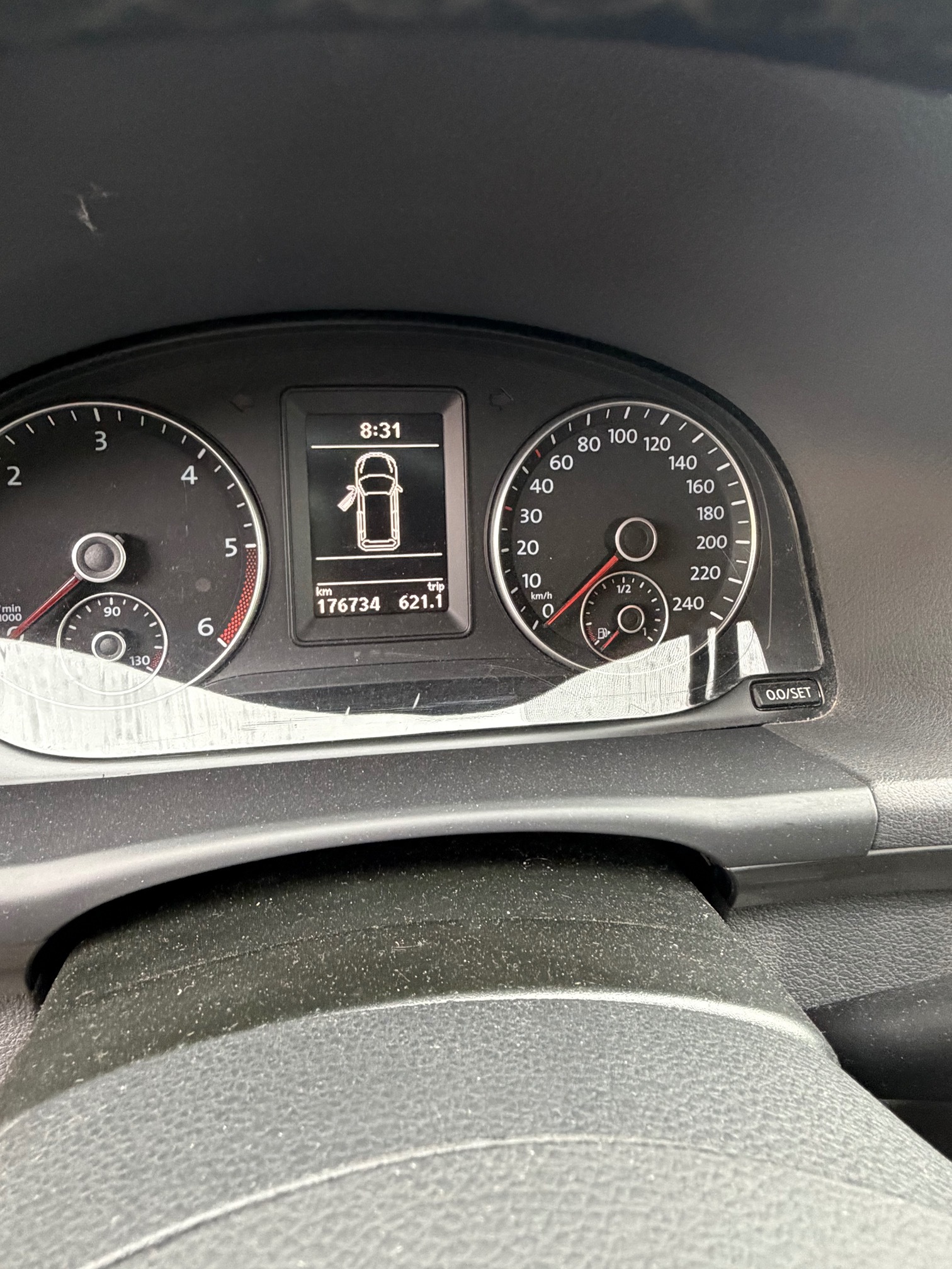 VW Touran 2.0 TDI — zdjęcie 13