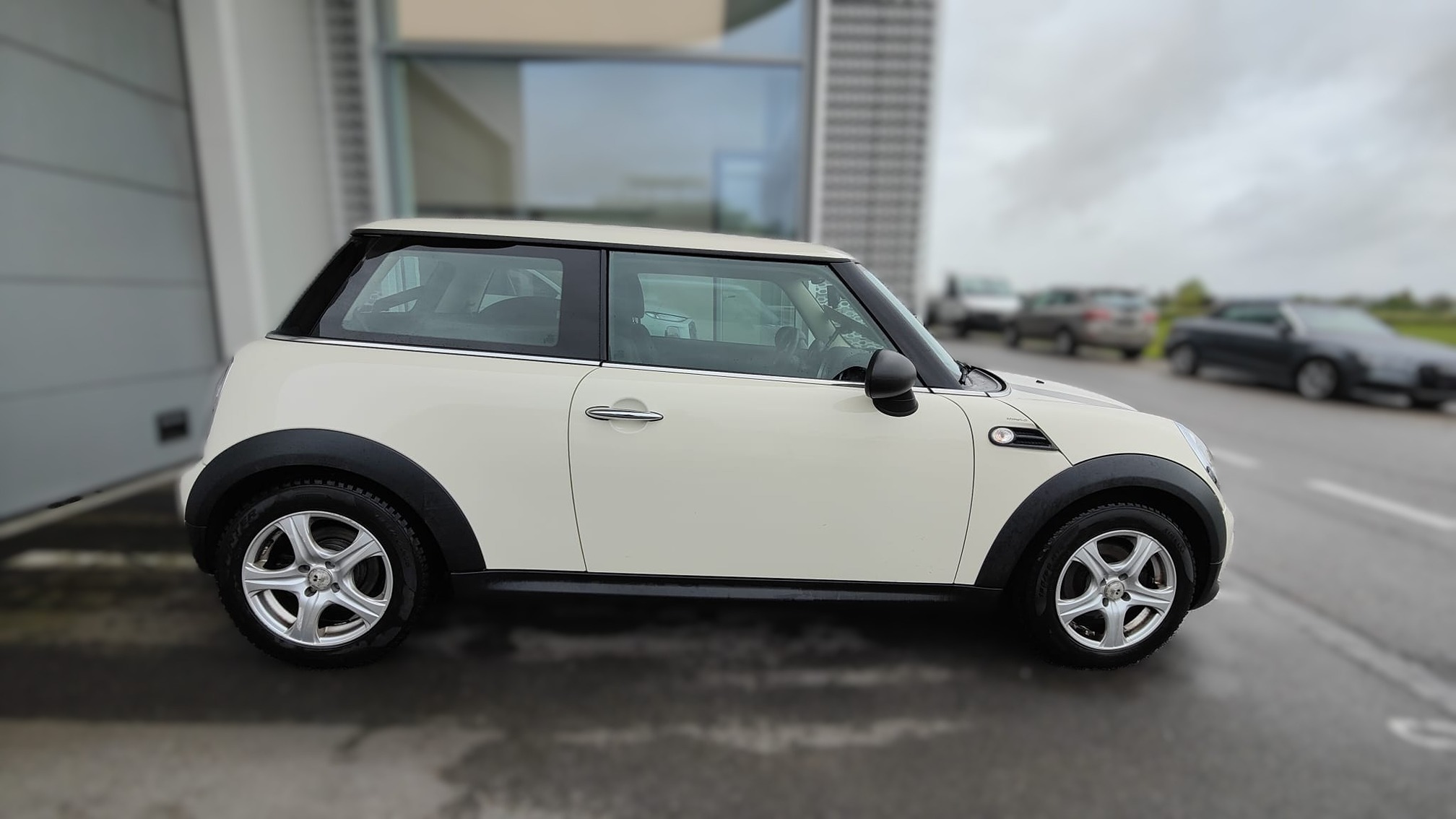 MINI One — zdjęcie 5