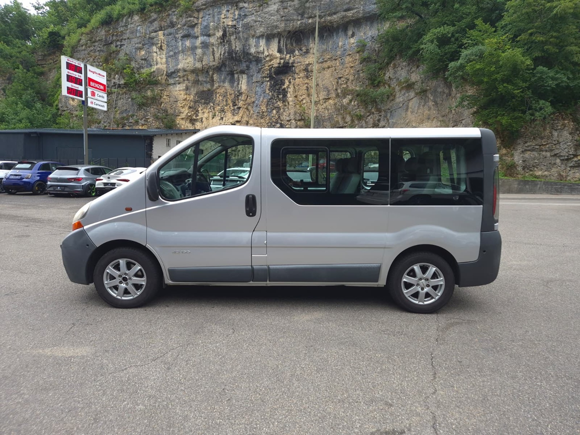 RENAULT Trafic dCi 100 — zdjęcie 6
