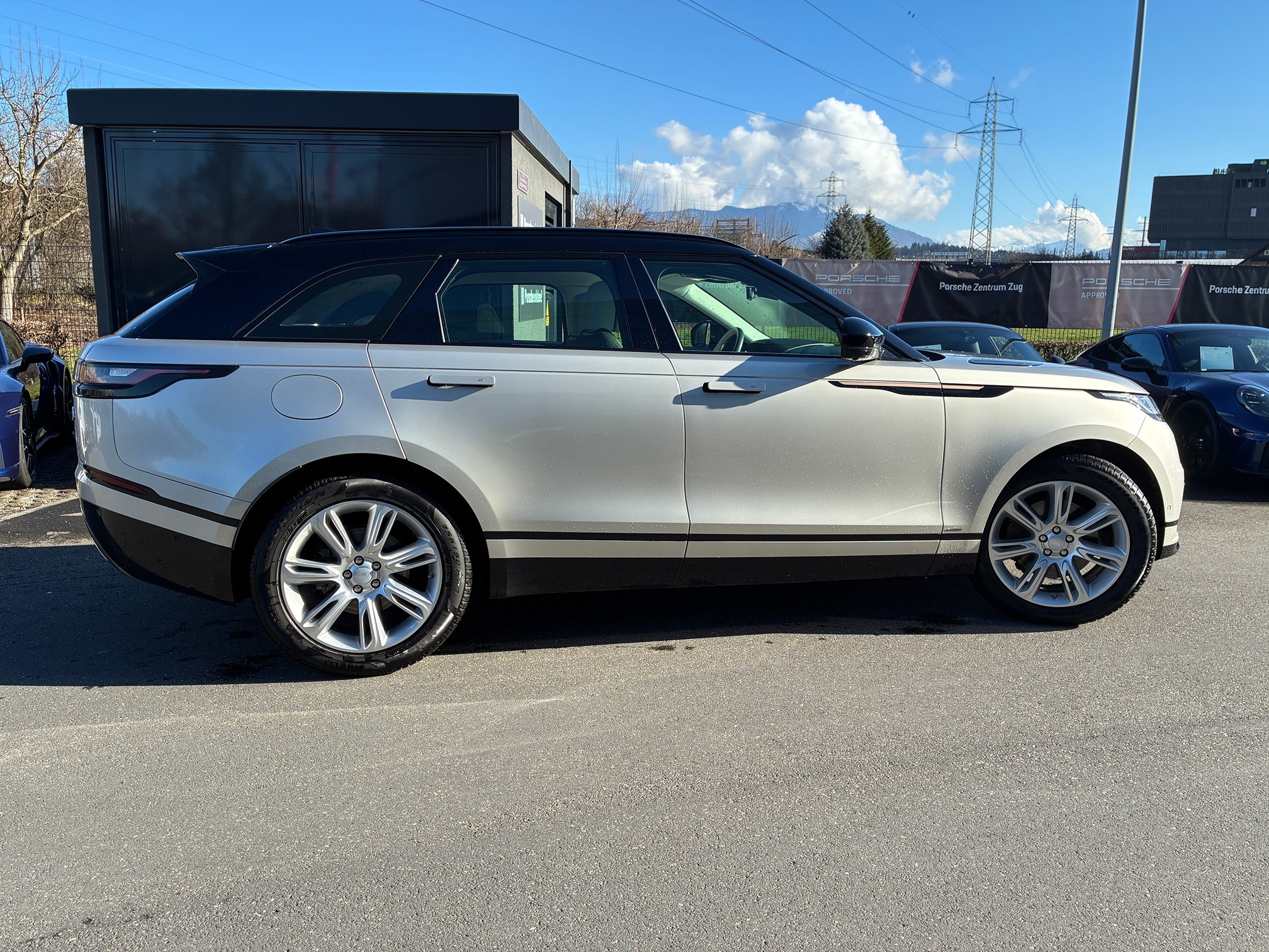 LAND ROVER RR Velar P300 R-Dynamic HSE — zdjęcie 14