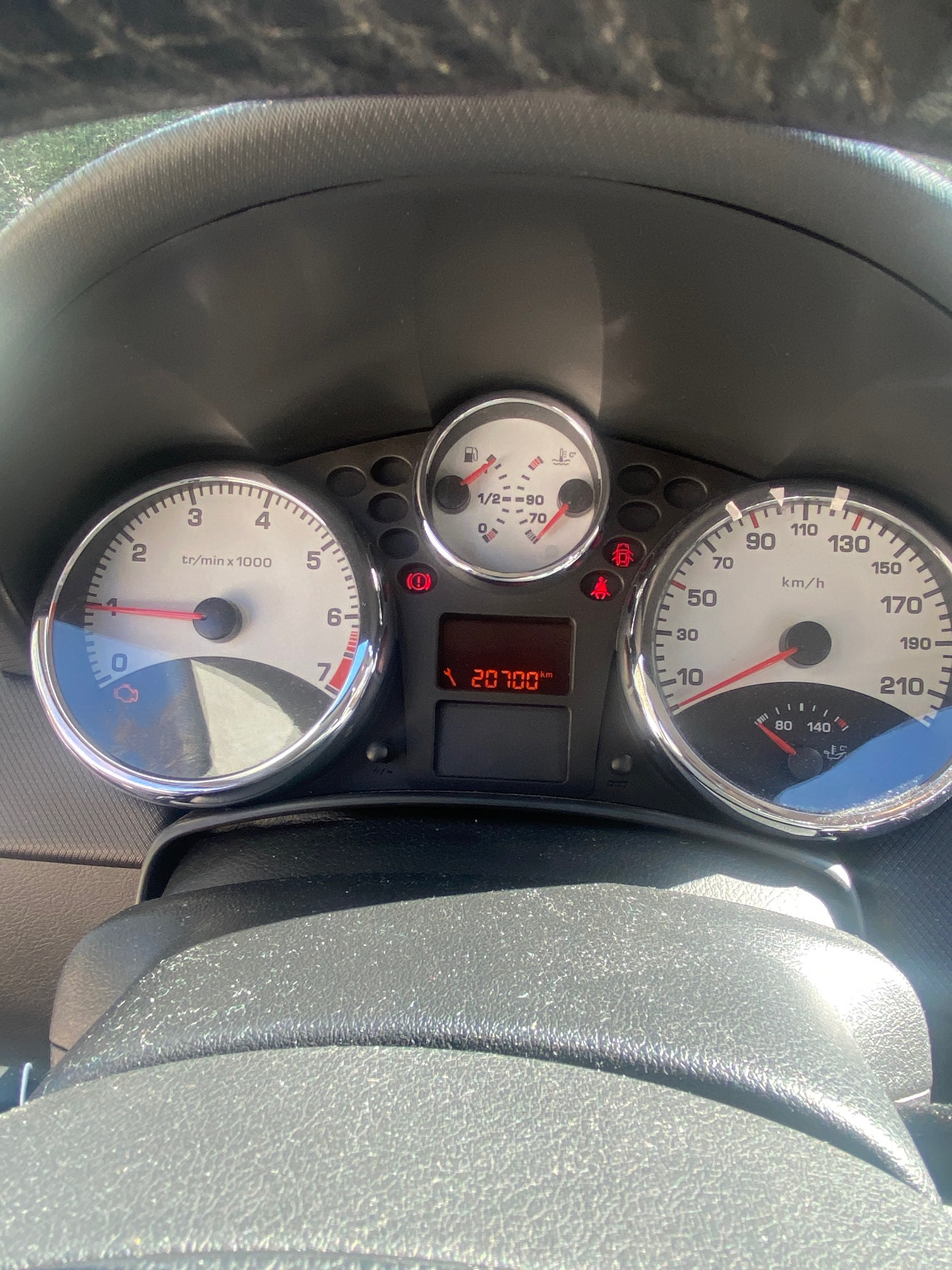 PEUGEOT 207 CC 1.6i Turbo — zdjęcie 14