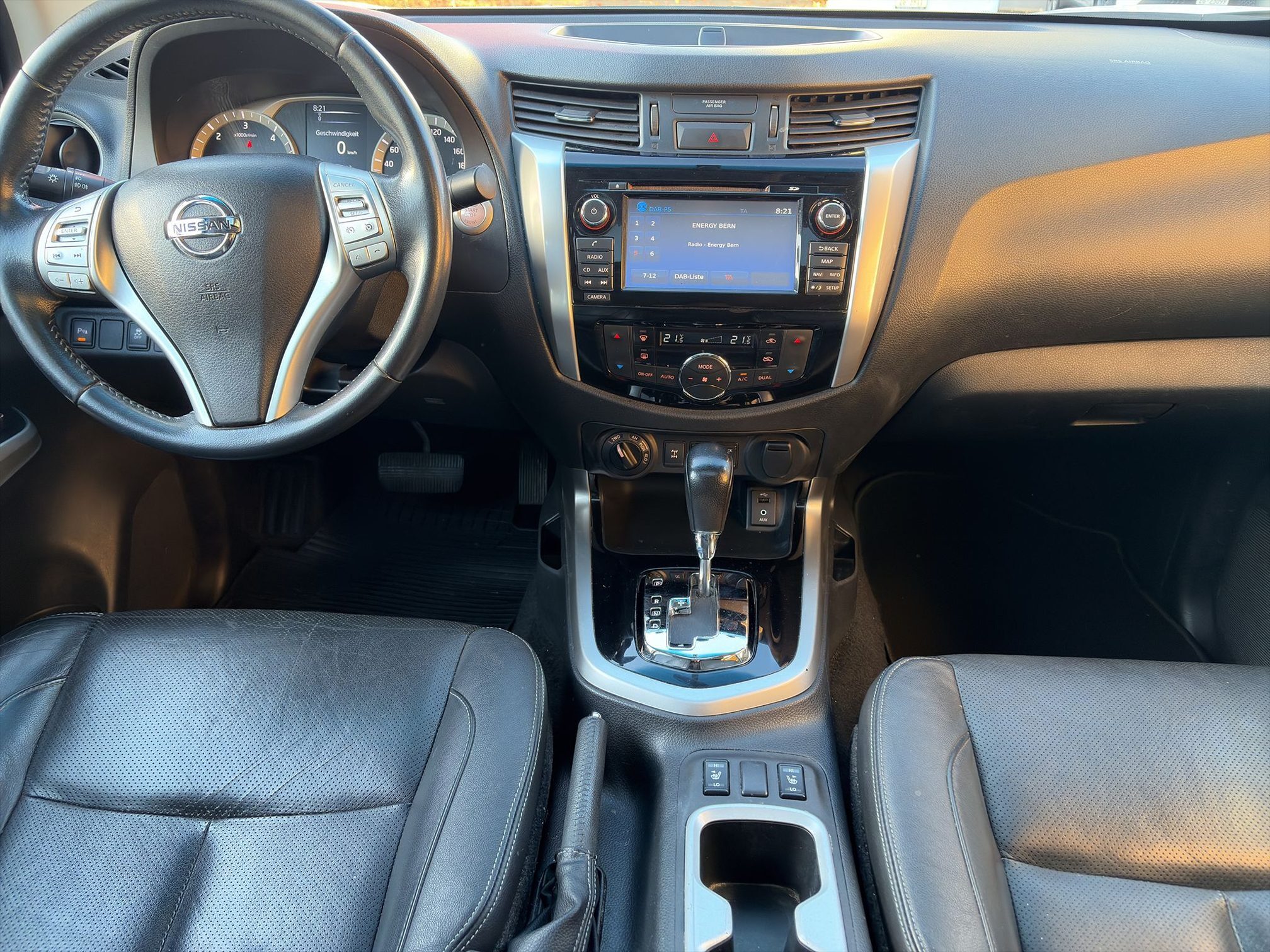 NISSAN NP300 Navara DC — zdjęcie 13