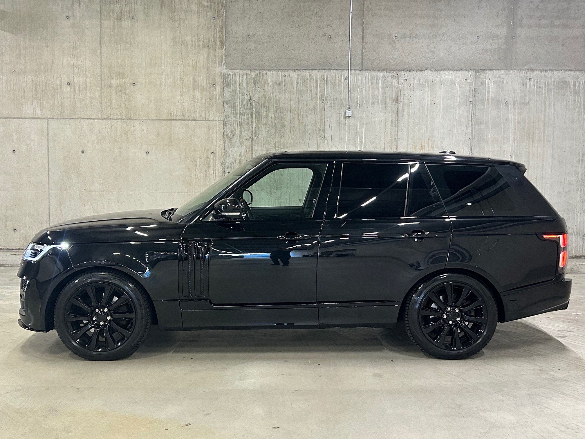 LAND ROVER RangeRover 3.0 TD Autobiography — zdjęcie 3
