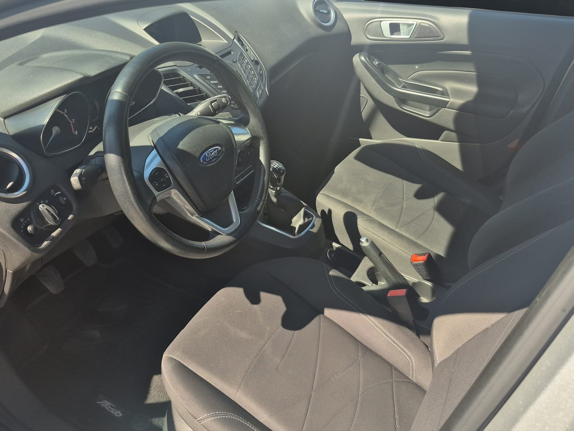 FORD Fiesta 1.0 (MFK 07.2026) — zdjęcie 10