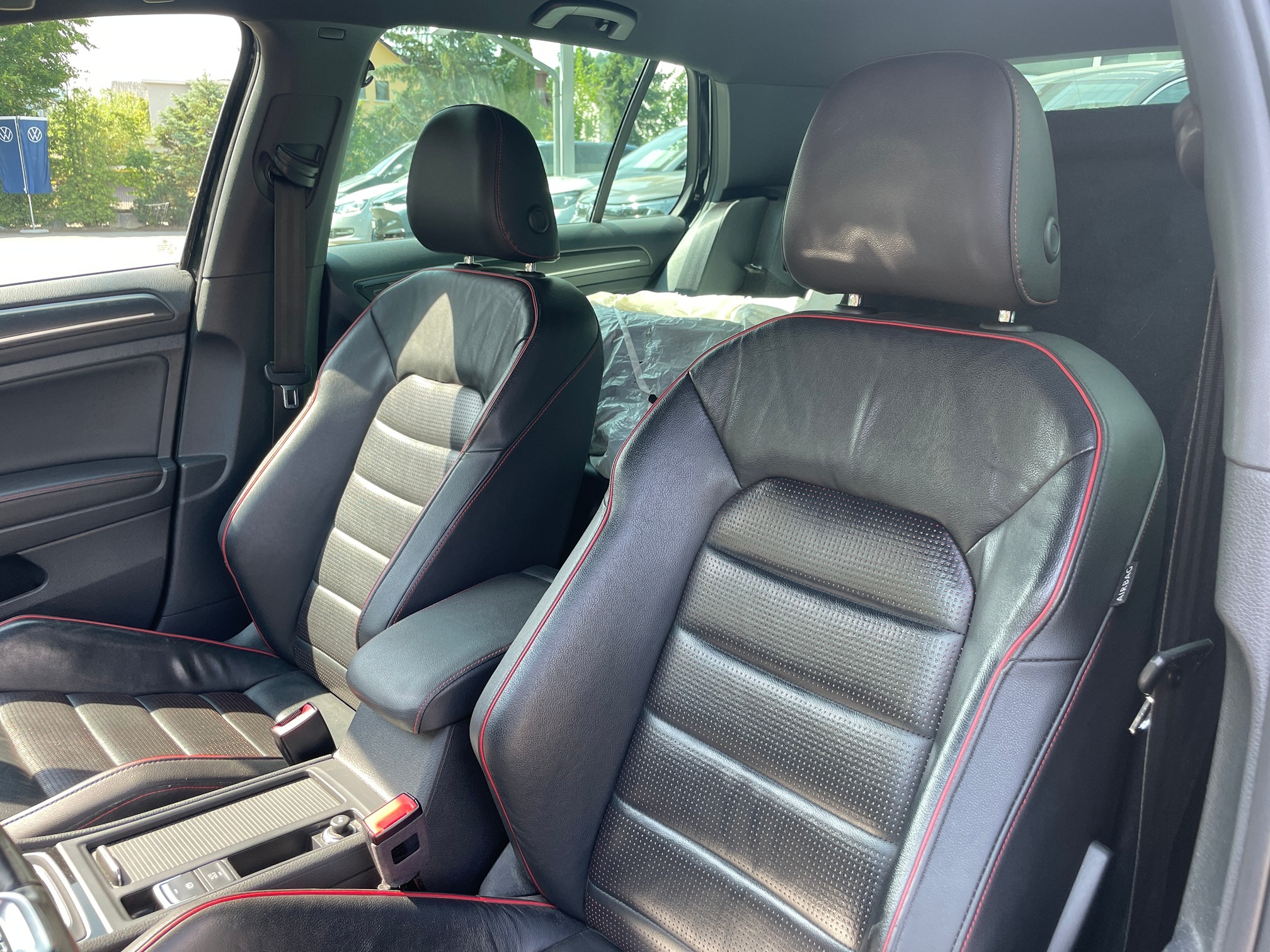 VW Golf VII 2.0 GTI DSG — zdjęcie 13