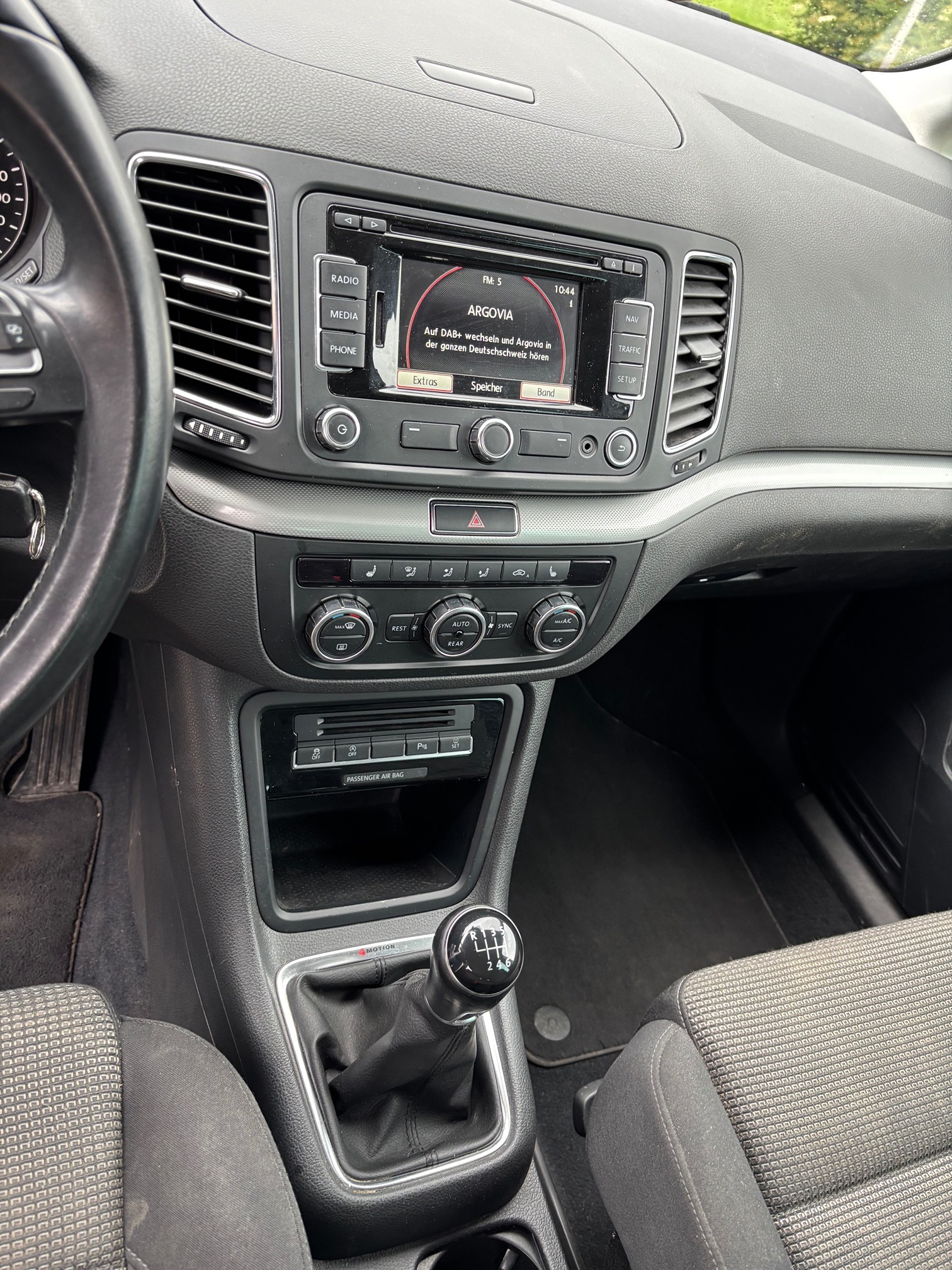 VW Sharan 2.0D4M BMT — zdjęcie 15