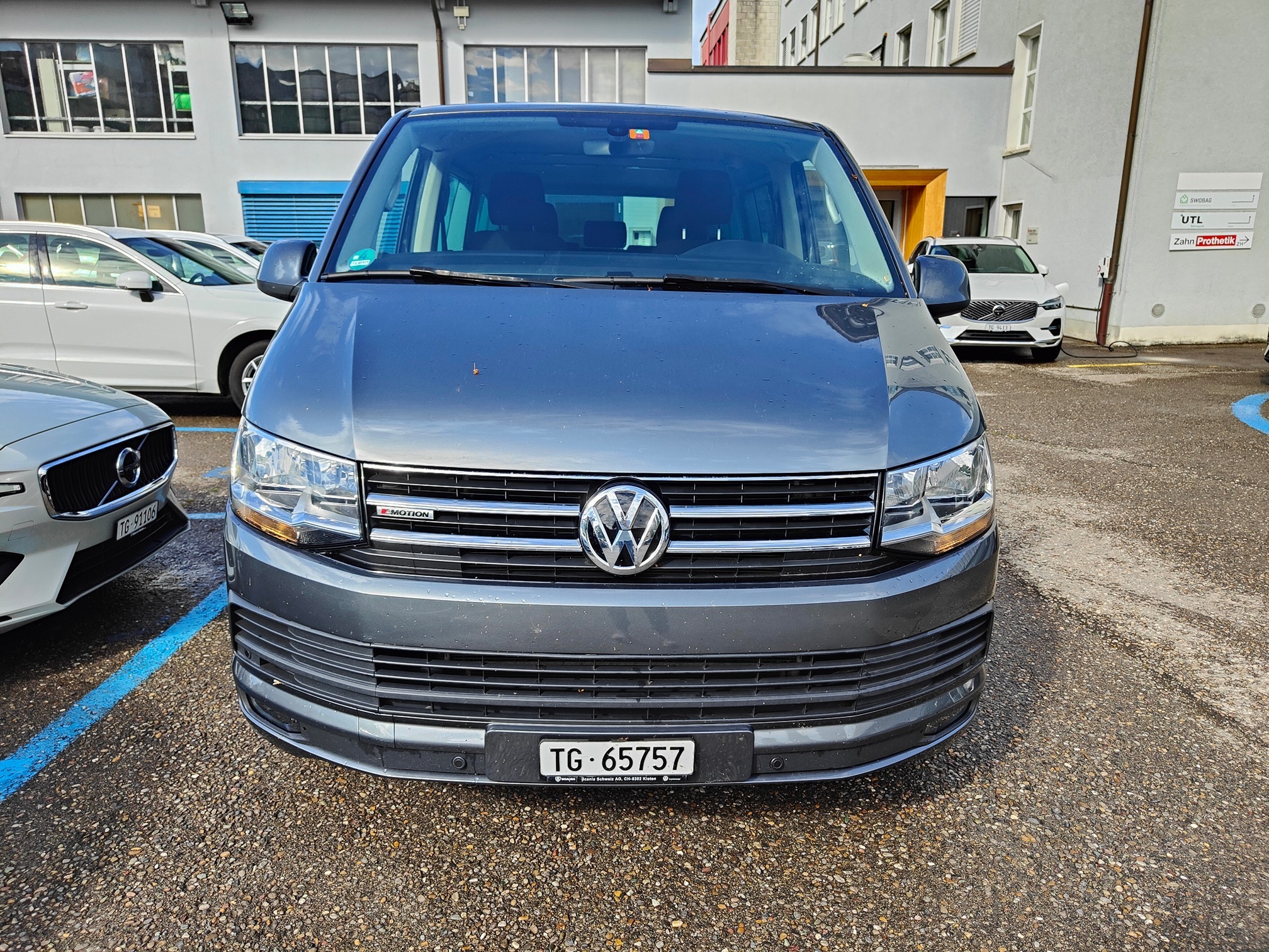 VW T6 Multivan TDI4M — zdjęcie 2