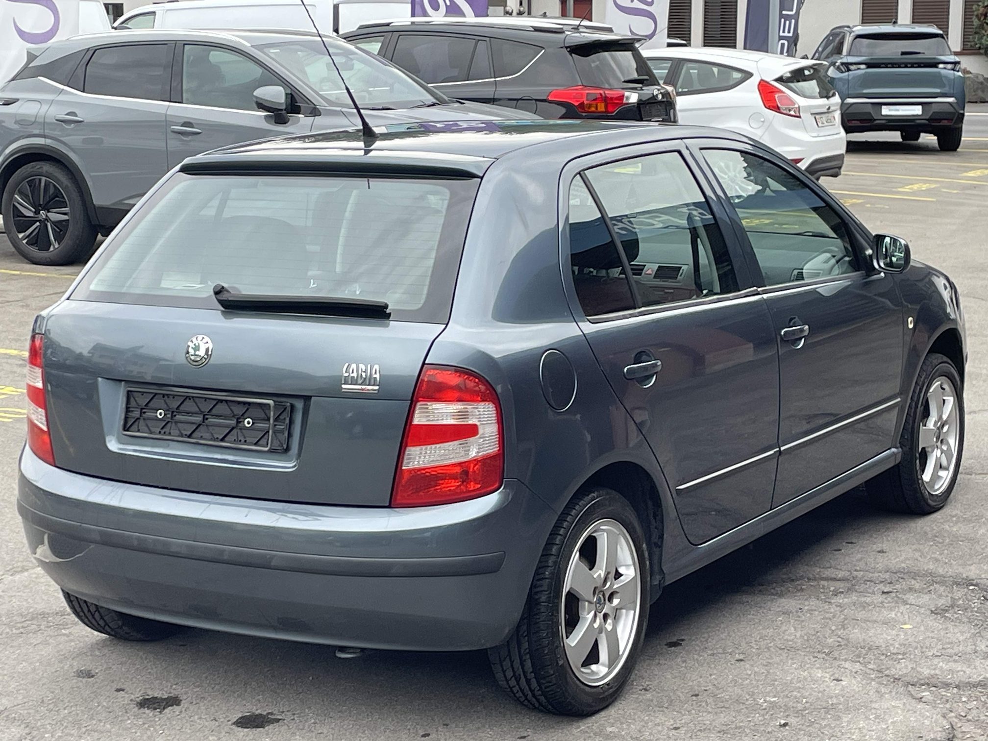 SKODA Fabia Hatchback — zdjęcie 6