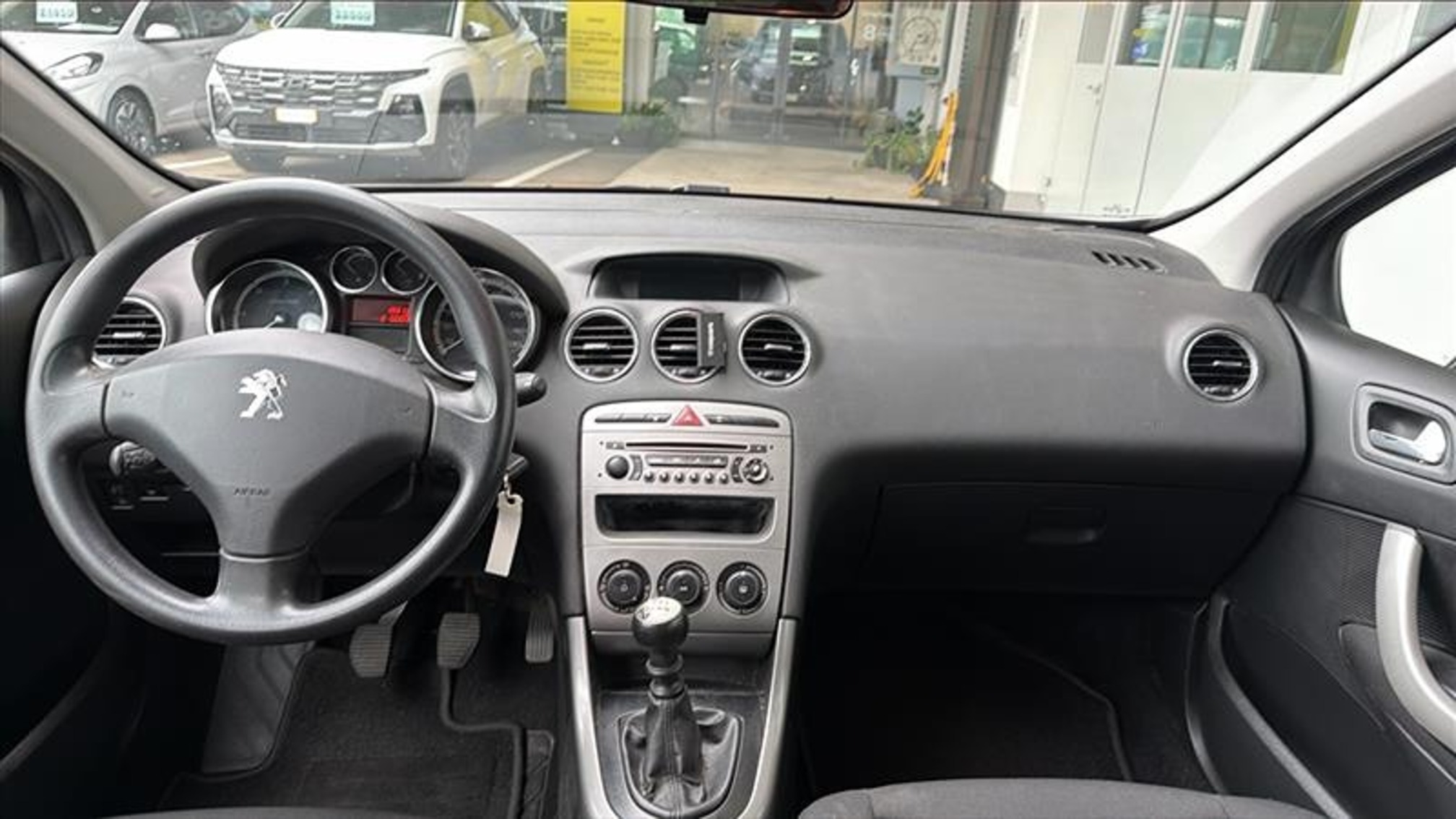 PEUGEOT 308 SW 1.6HDi FAP — zdjęcie 12