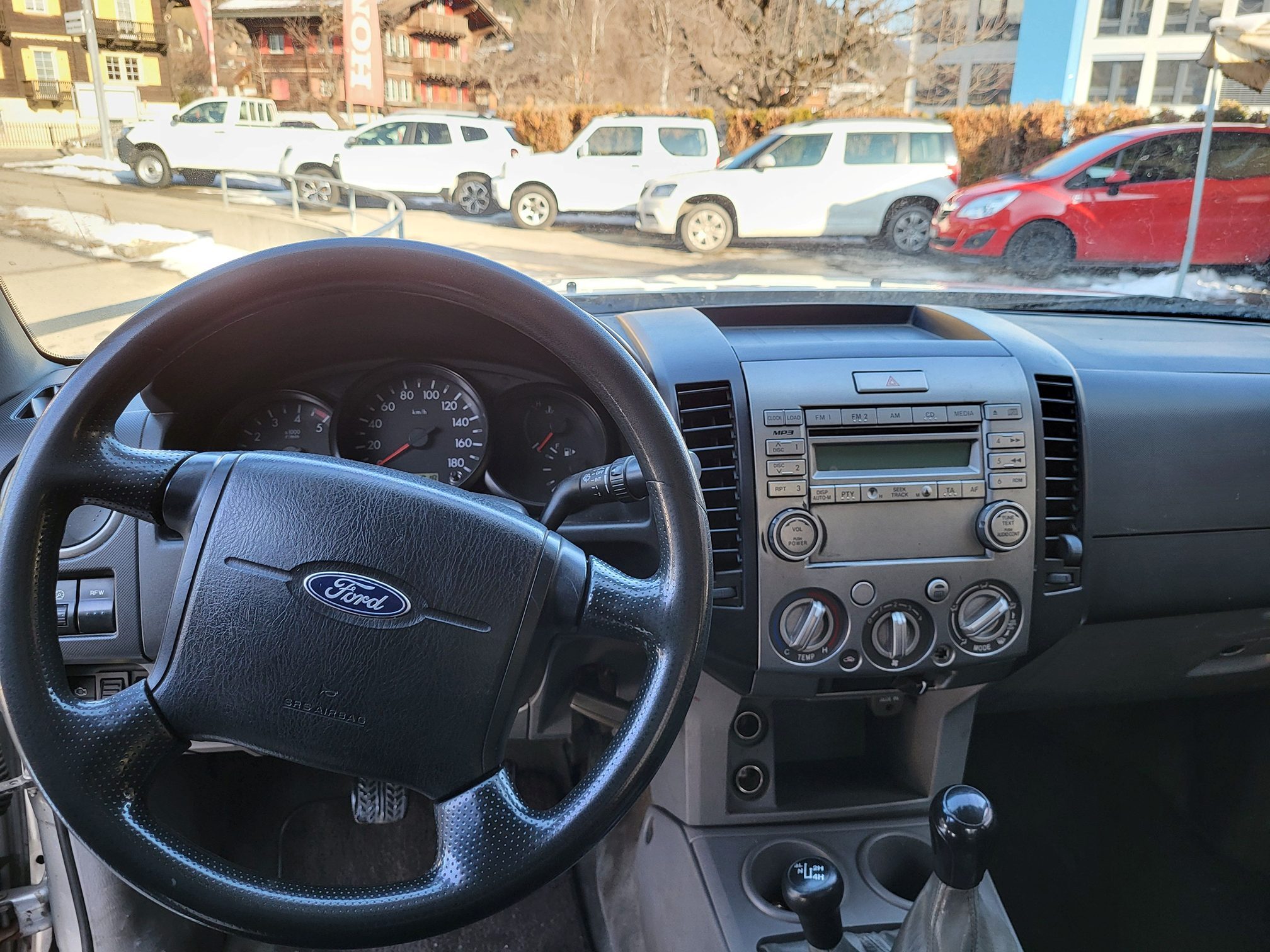 FORD Ranger 2.5 TDCi 4x4 — zdjęcie 8