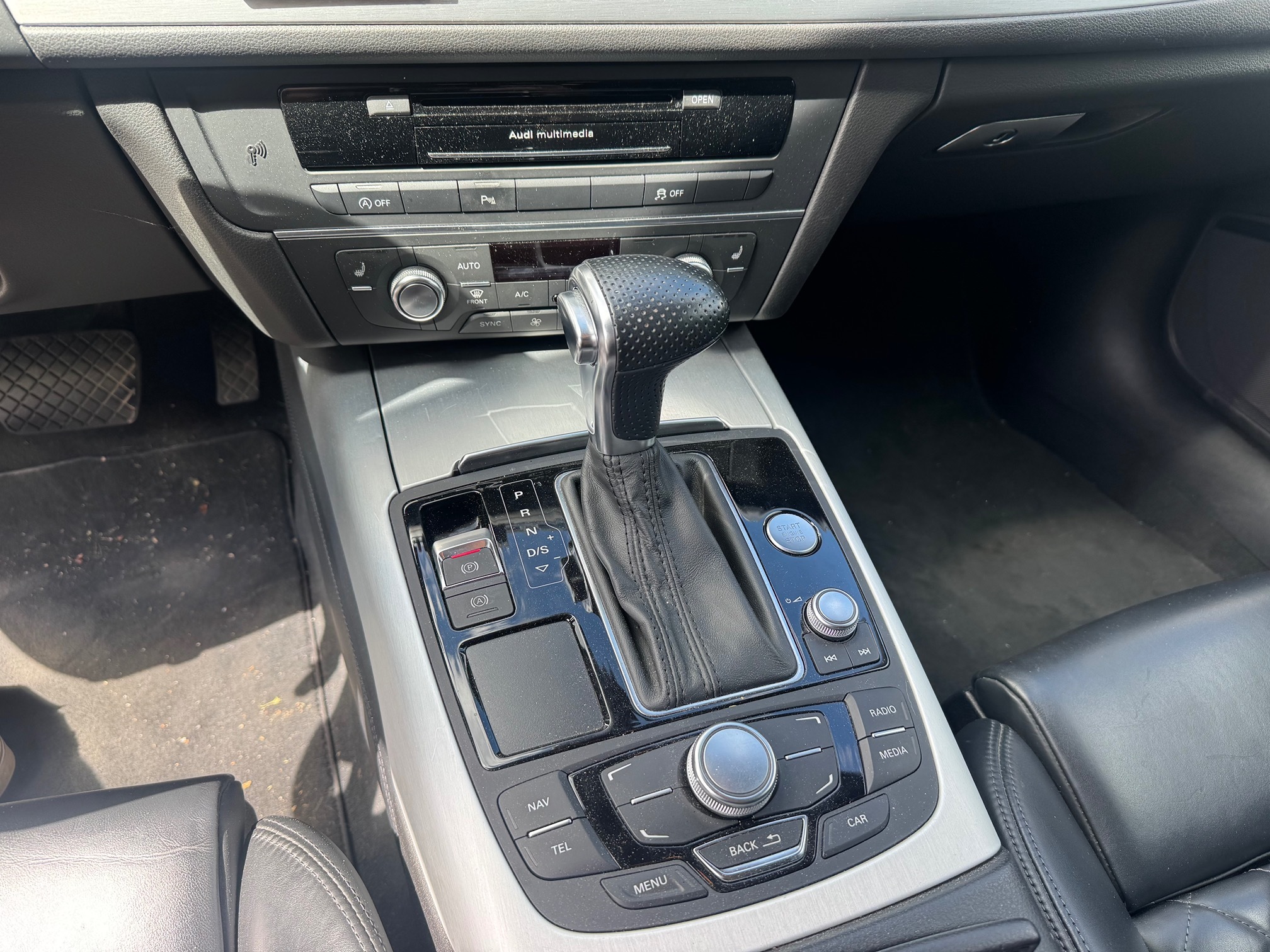 AUDI A6 Av.qu3.0BiTDI — zdjęcie 12