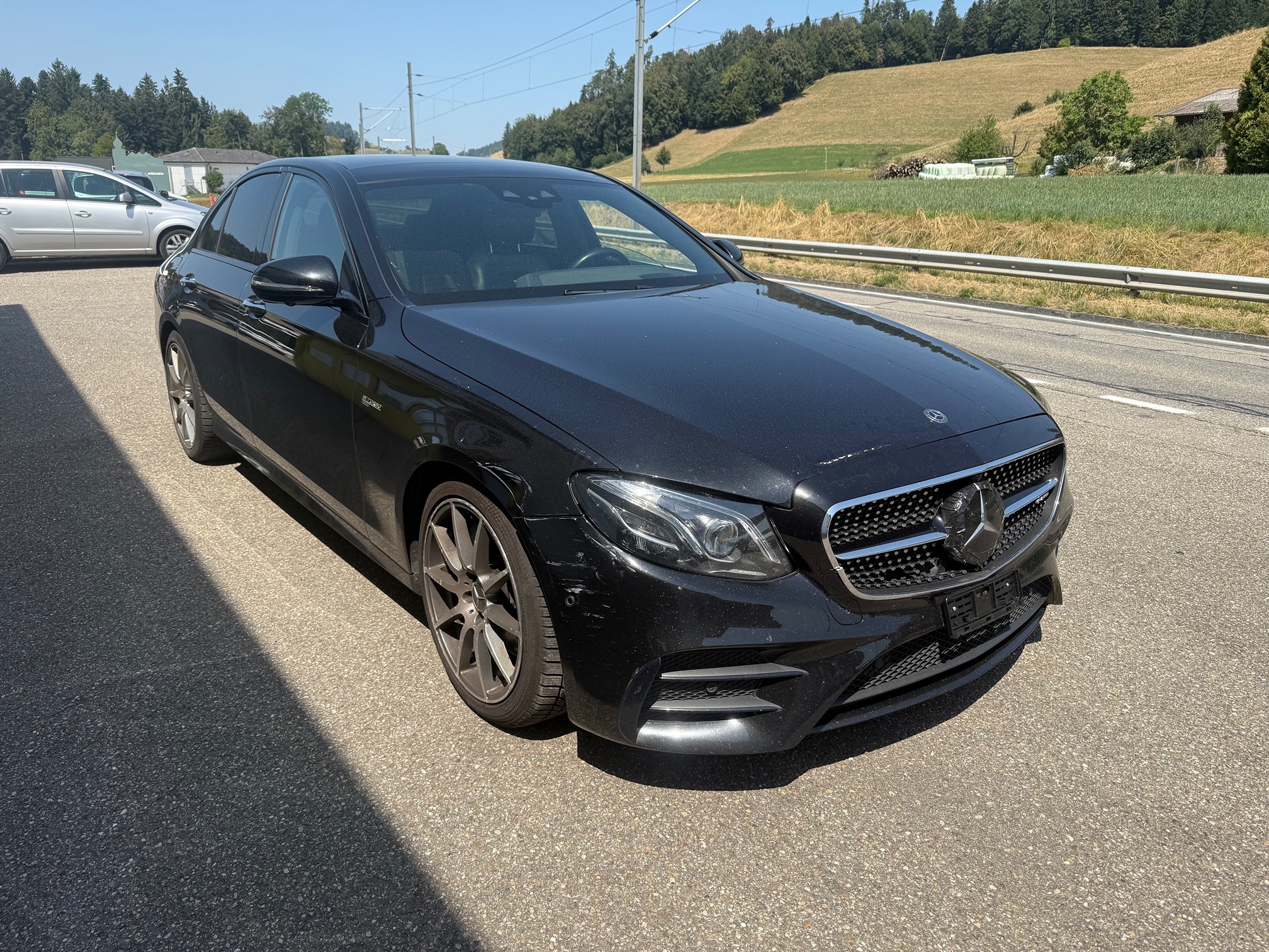 MERCEDES-BENZ AMG E 43 — zdjęcie 2