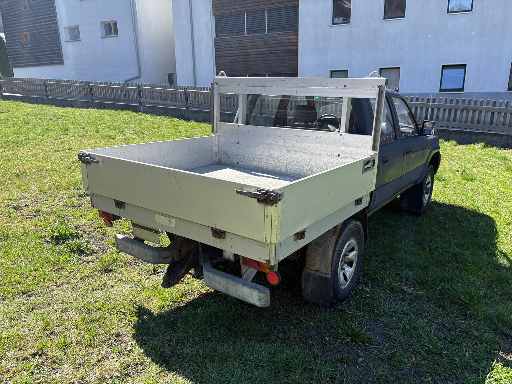 TOYOTA Hilux 4WD — zdjęcie 6